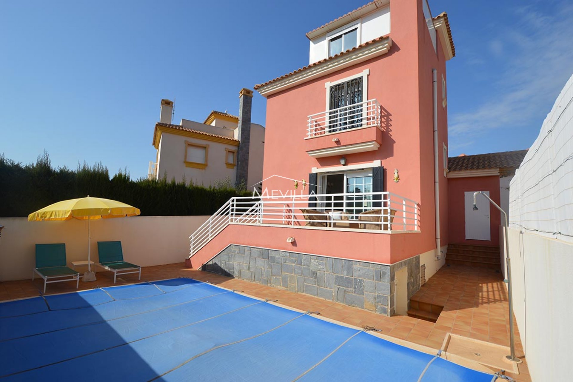 Beautiful house on the beach of Cabo Roig, Orihuela Costa for sale