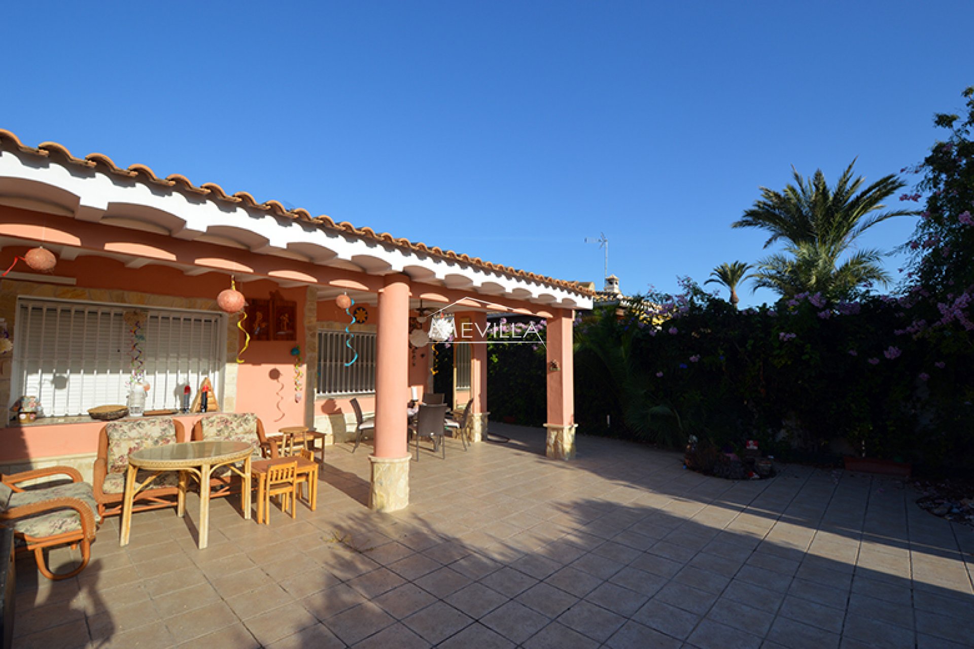 For sale a beautiful semi-detached house in Campoamor