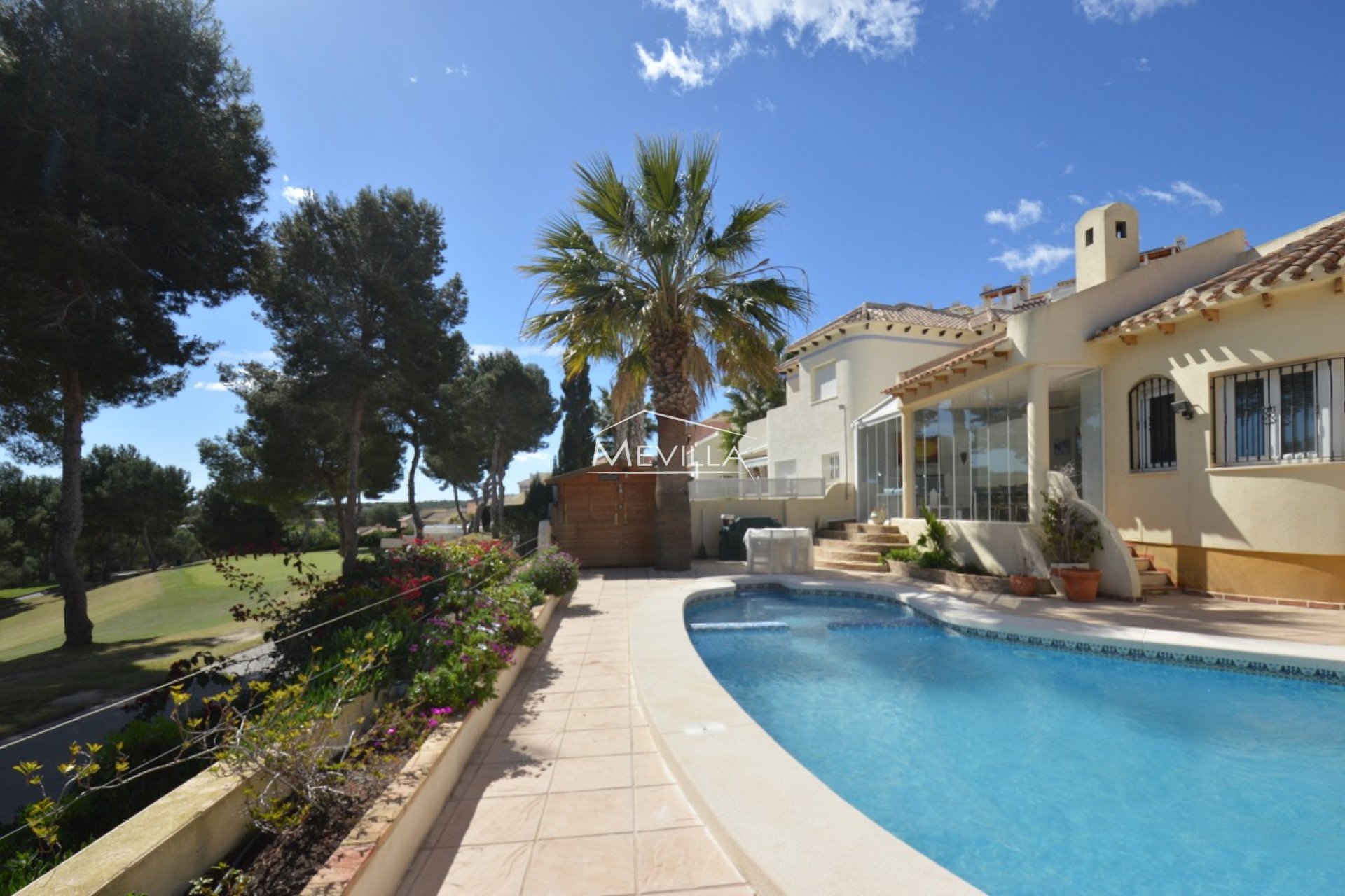 Villa on the Las Ramblas Golf Course with wonderful views for sale