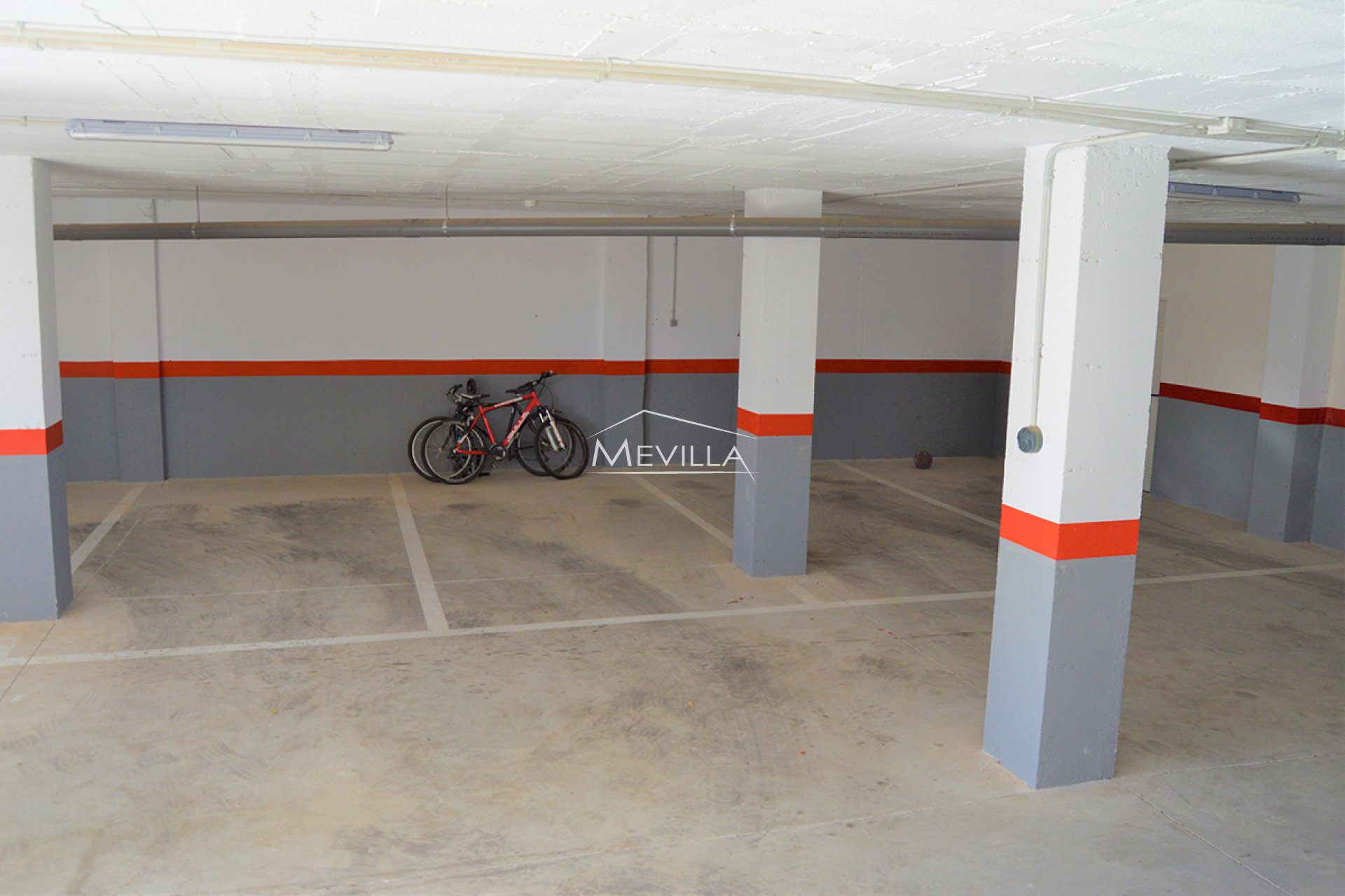 Återförsäljare - Lägenhet - Orihuela Costa - Villamartin