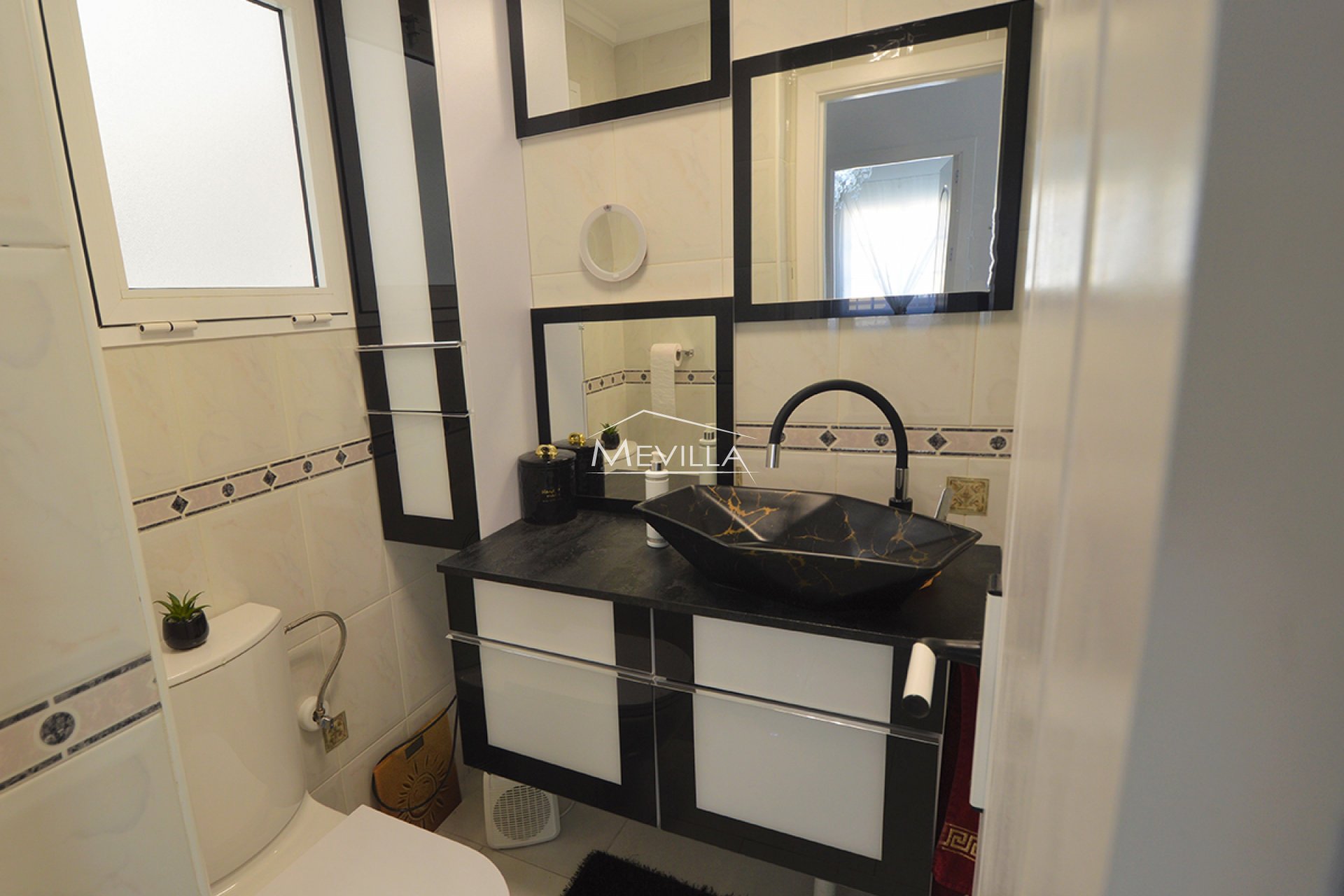 Återförsäljare - Lägenhet - Torrevieja - La Mata