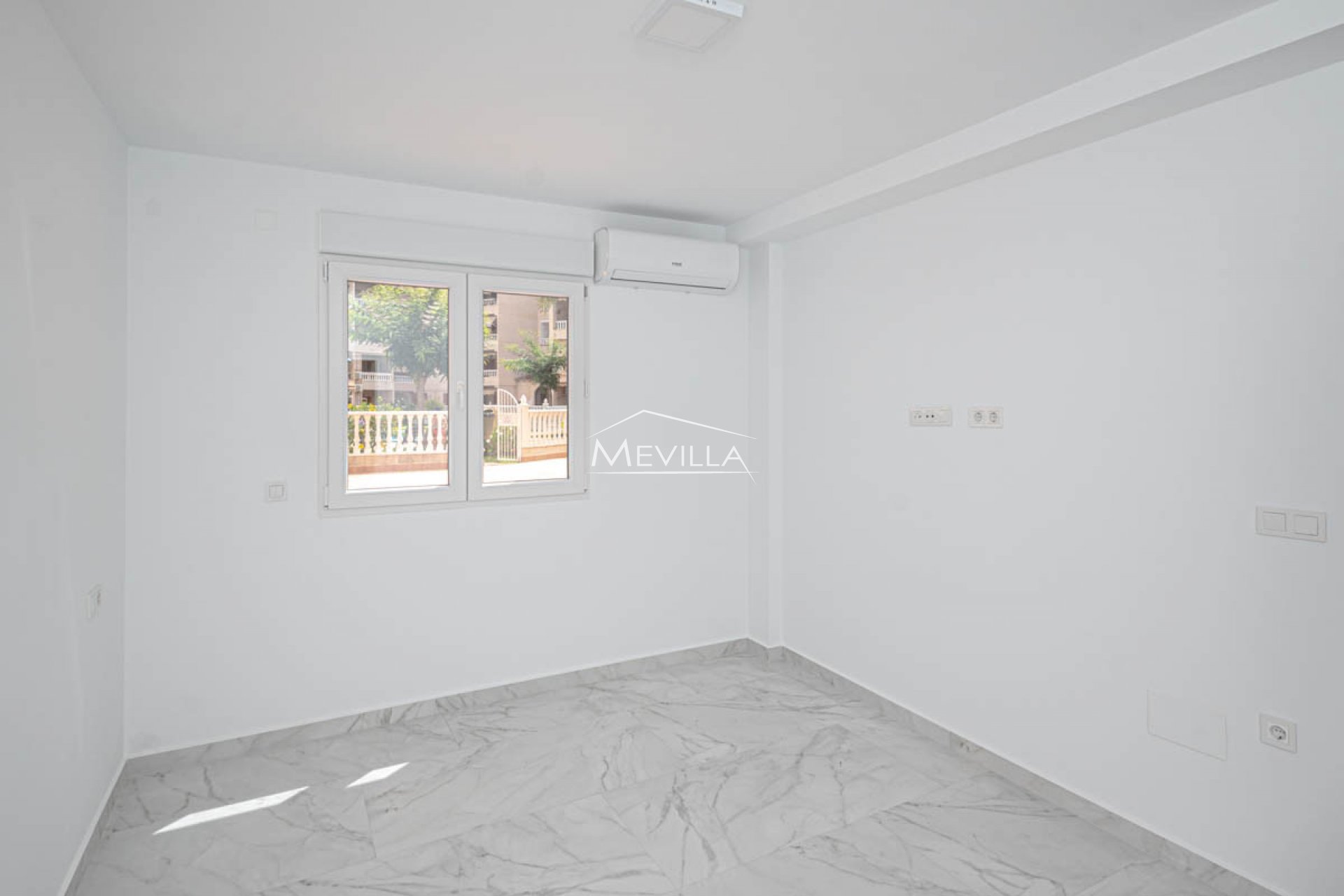 Återförsäljare - Lägenhet - Torrevieja