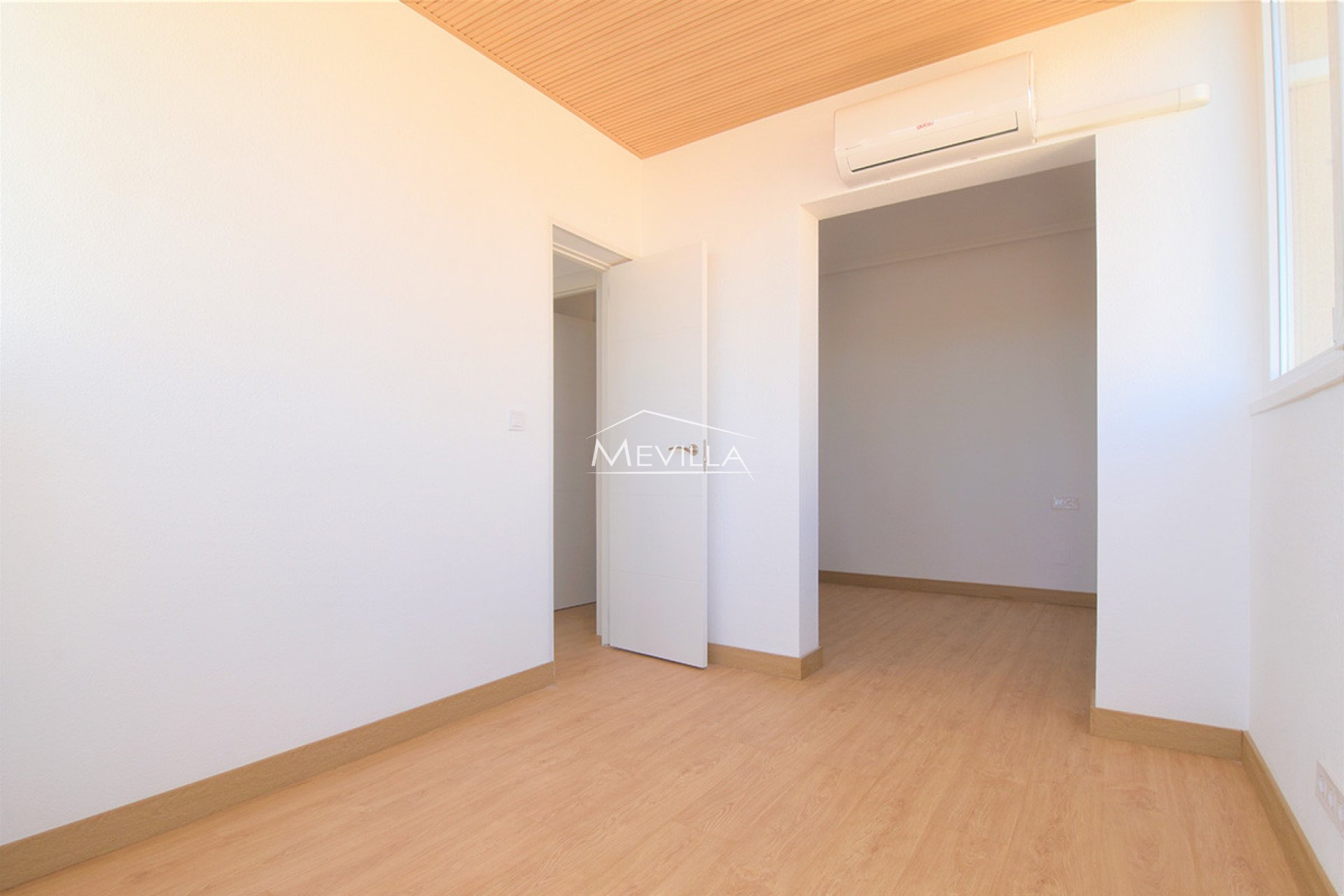 Återförsäljare -  - Orihuela Costa - La Zenia