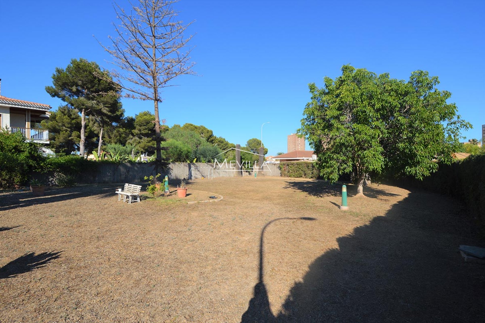 Återförsäljare - Plot - Orihuela Costa - Campoamor