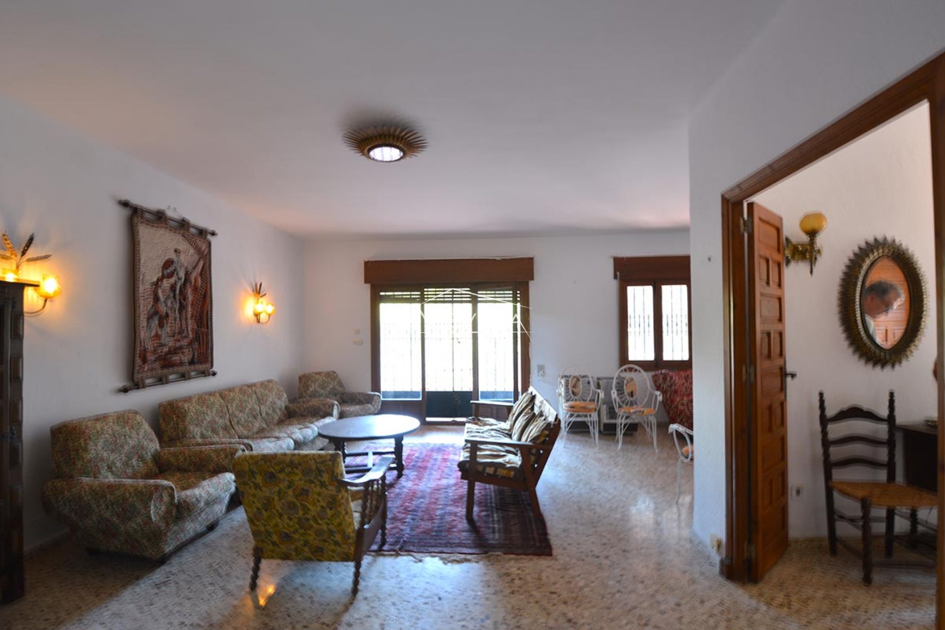 Återförsäljare - Plot - Orihuela Costa - Campoamor