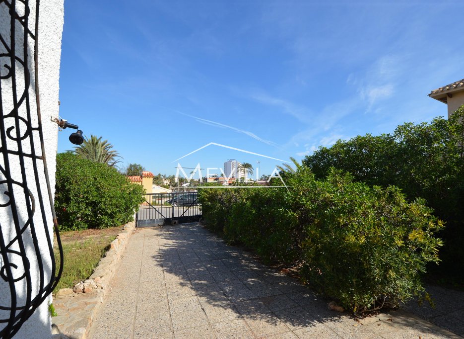 Återförsäljare - Plot - Orihuela Costa - La Zenia