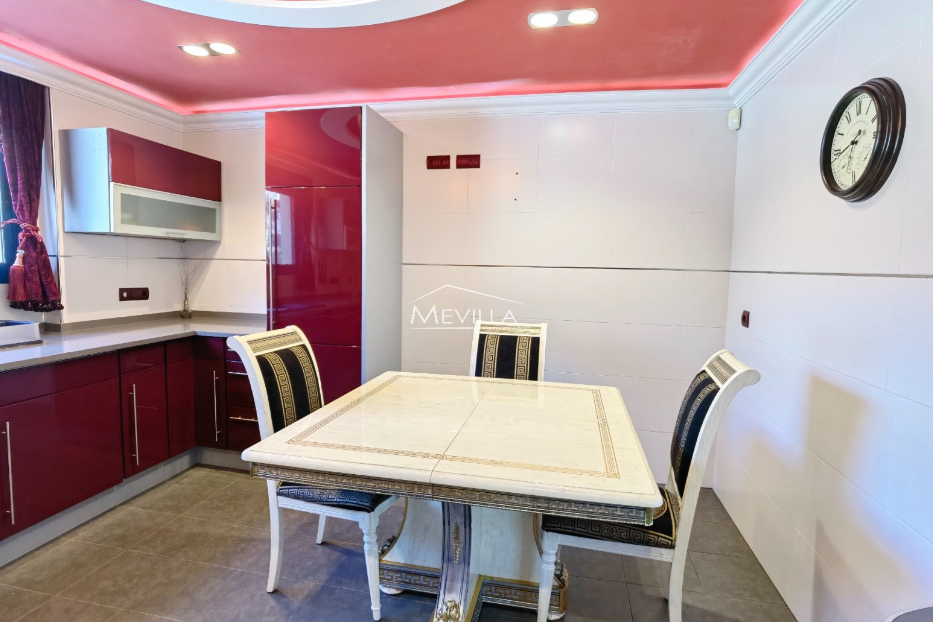 Återförsäljare - Villa - Altea