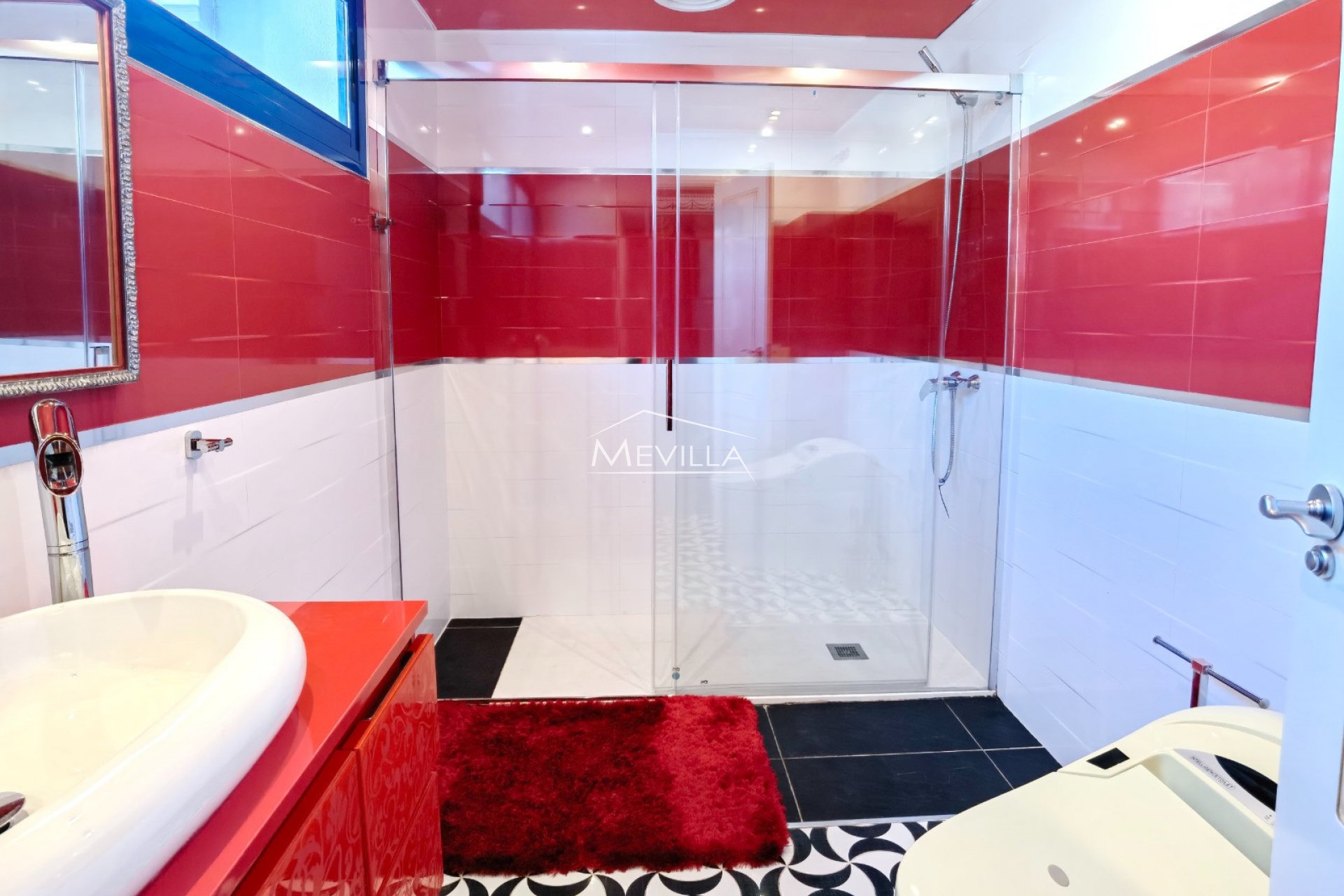 Återförsäljare - Villa - Altea