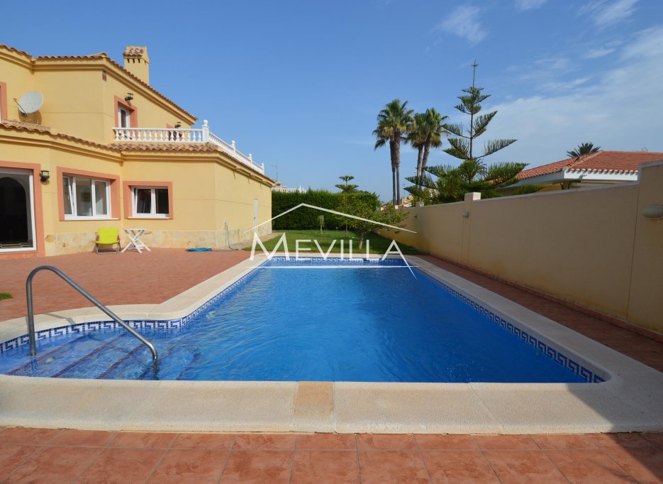 Återförsäljare - Villa - Orihuela Costa - Cabo Roig