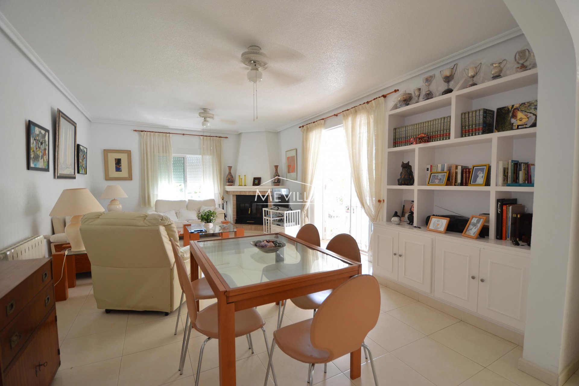 Återförsäljare - Villa - Orihuela Costa - Campoamor