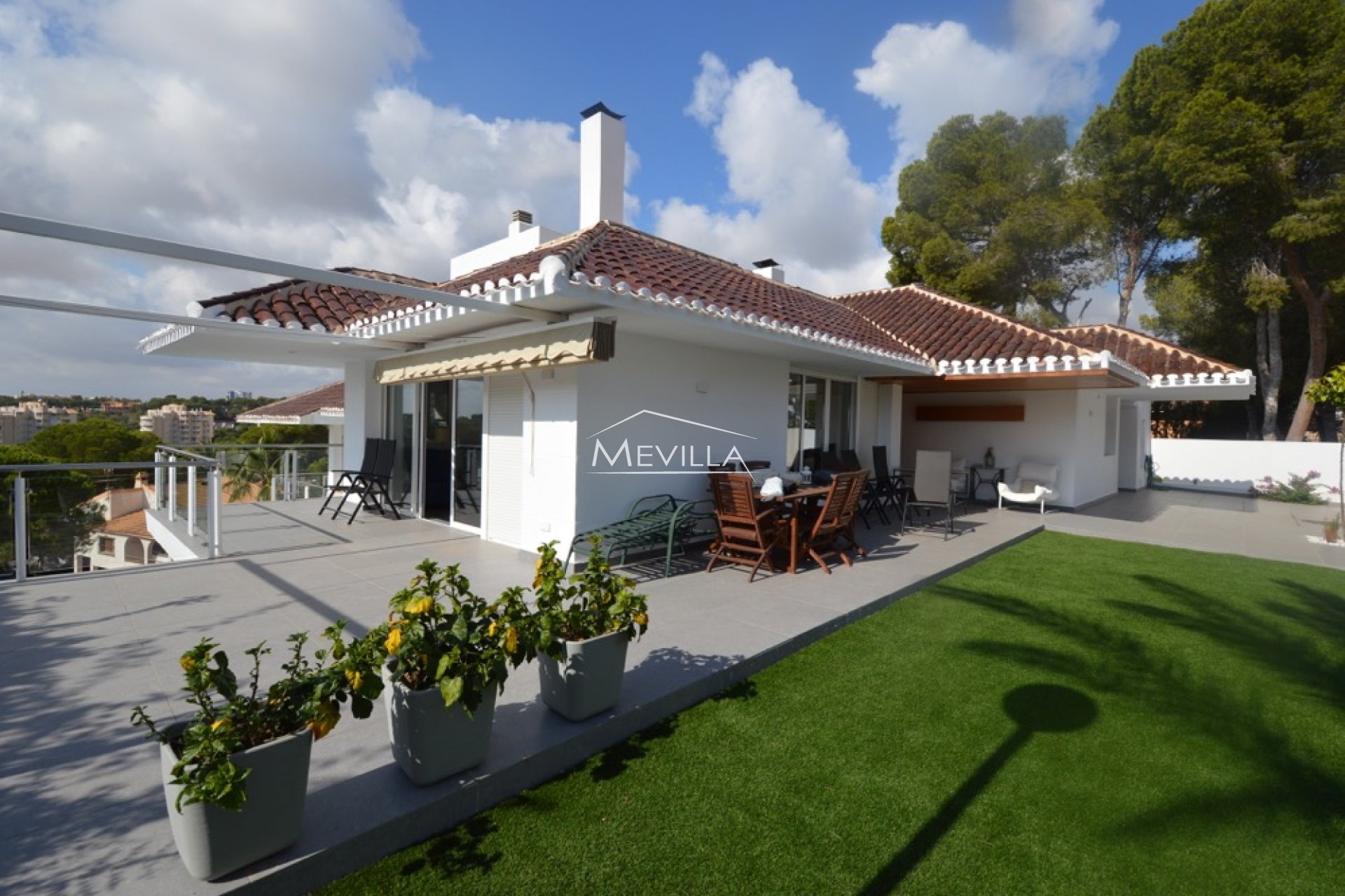 Återförsäljare - Villa - Orihuela Costa - Campoamor