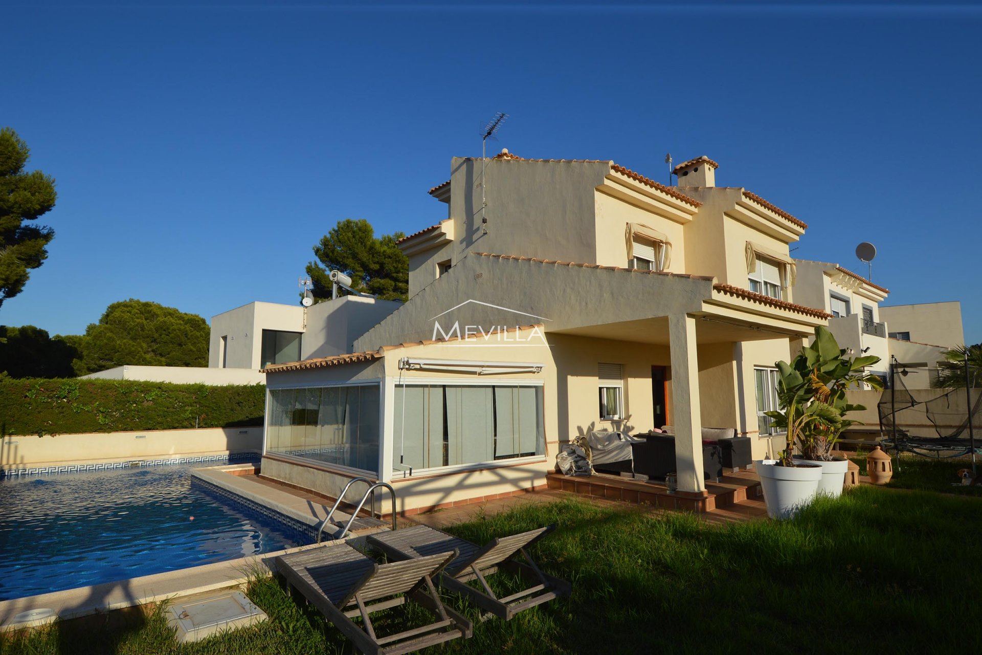 Återförsäljare - Villa - Orihuela Costa - Campoamor