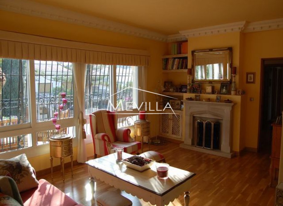 Återförsäljare - Villa - Orihuela Costa - Campoamor