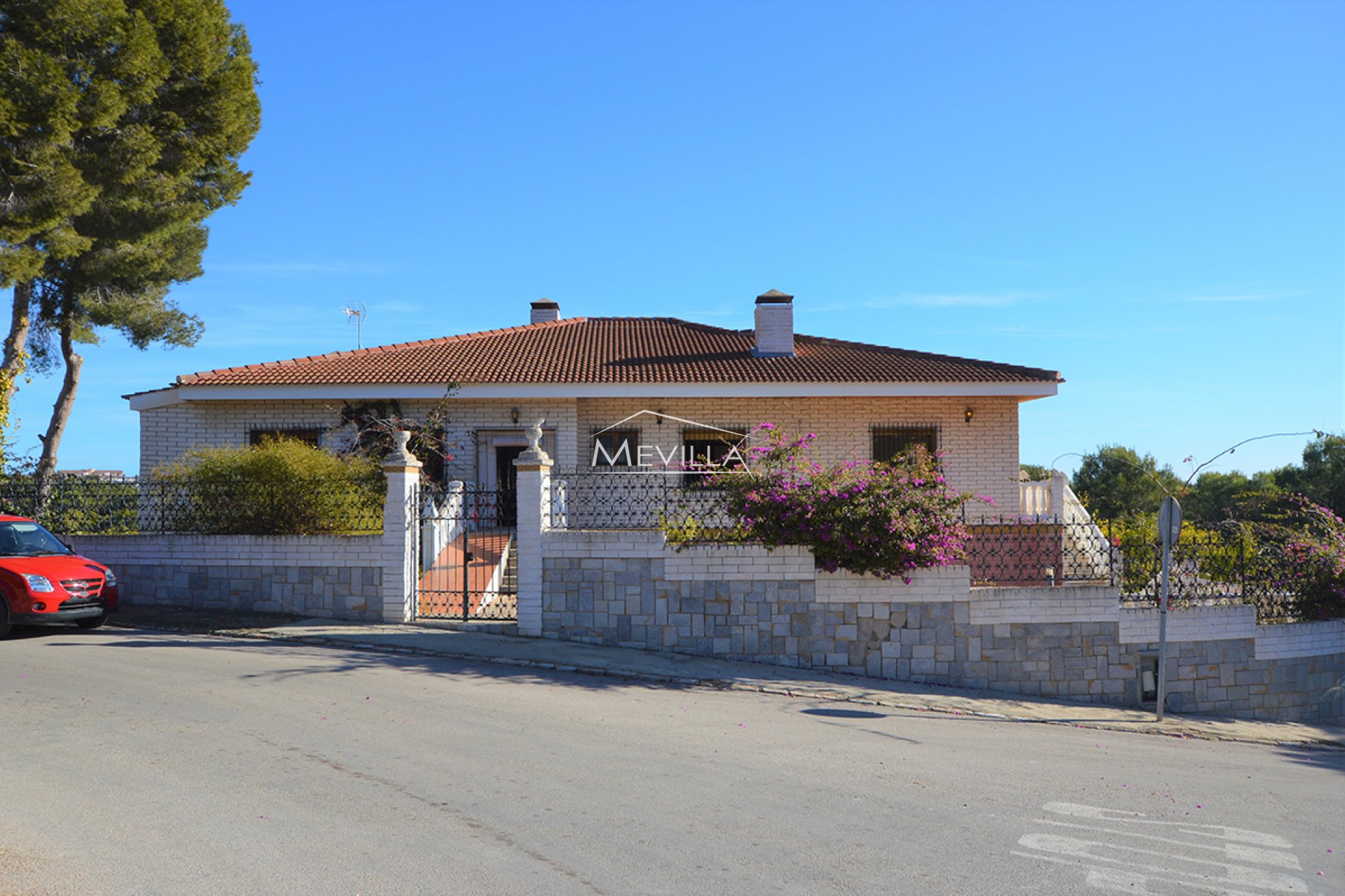 Återförsäljare - Villa - Orihuela Costa - Campoamor