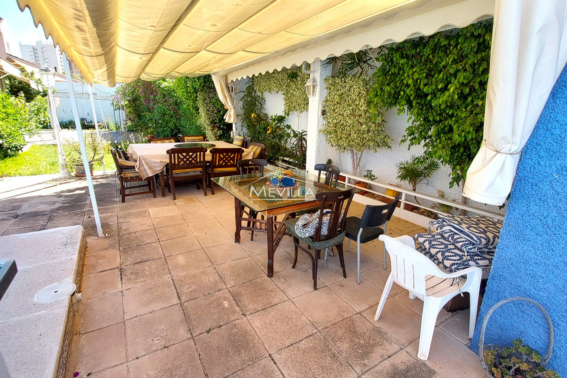 Återförsäljare - Villa - Orihuela Costa - Campoamor