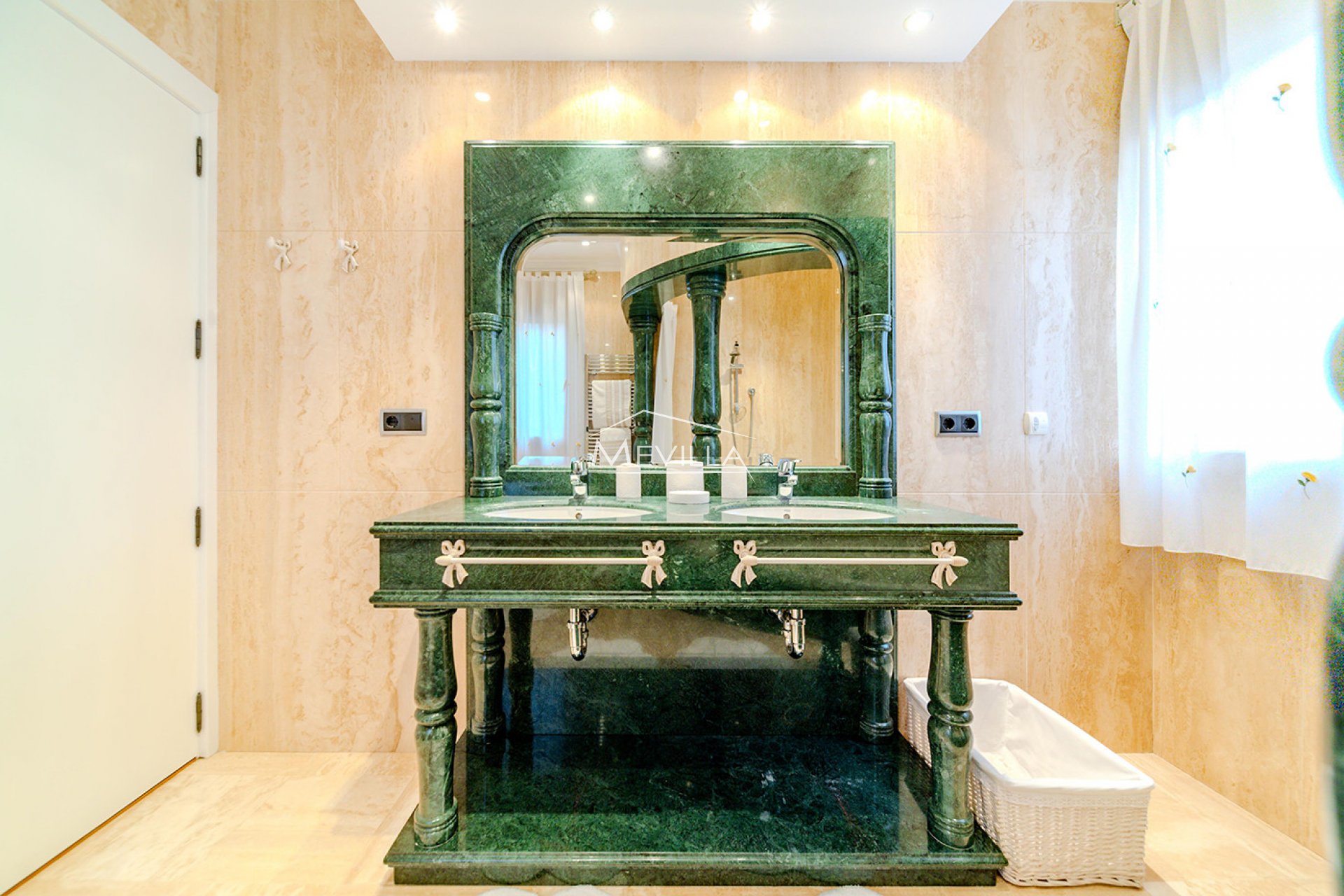 Återförsäljare - Villa - Orihuela Costa - Campoamor