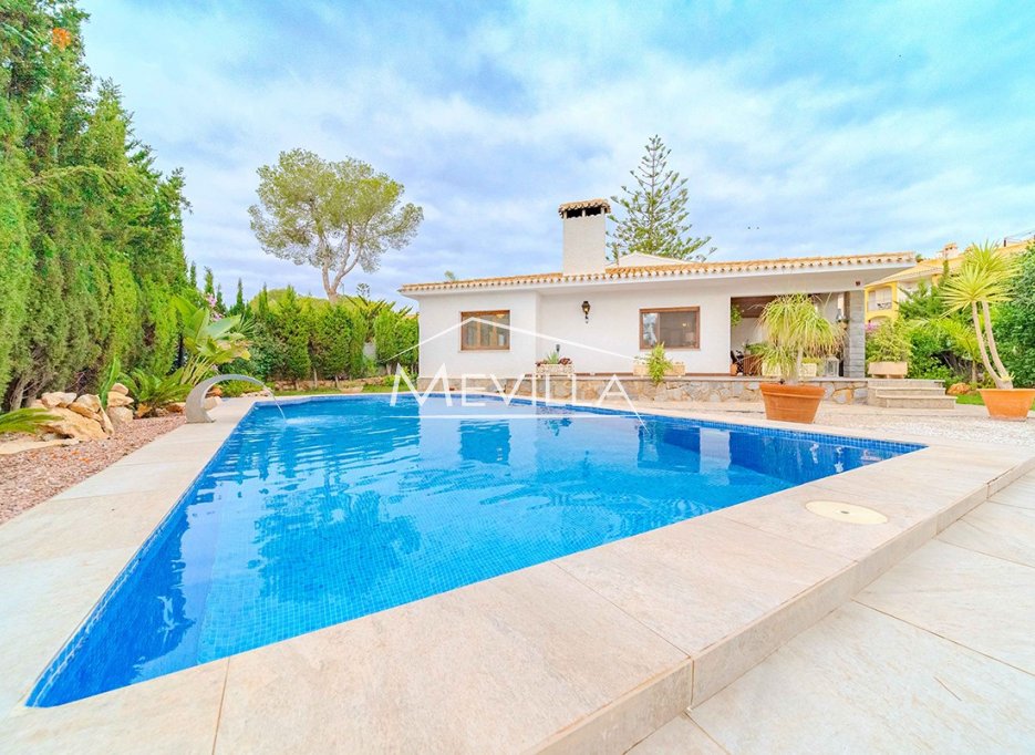 Återförsäljare - Villa - Orihuela Costa - Campoamor