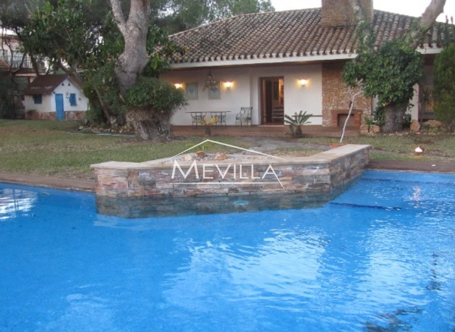Återförsäljare - Villa - Orihuela Costa - Campoamor