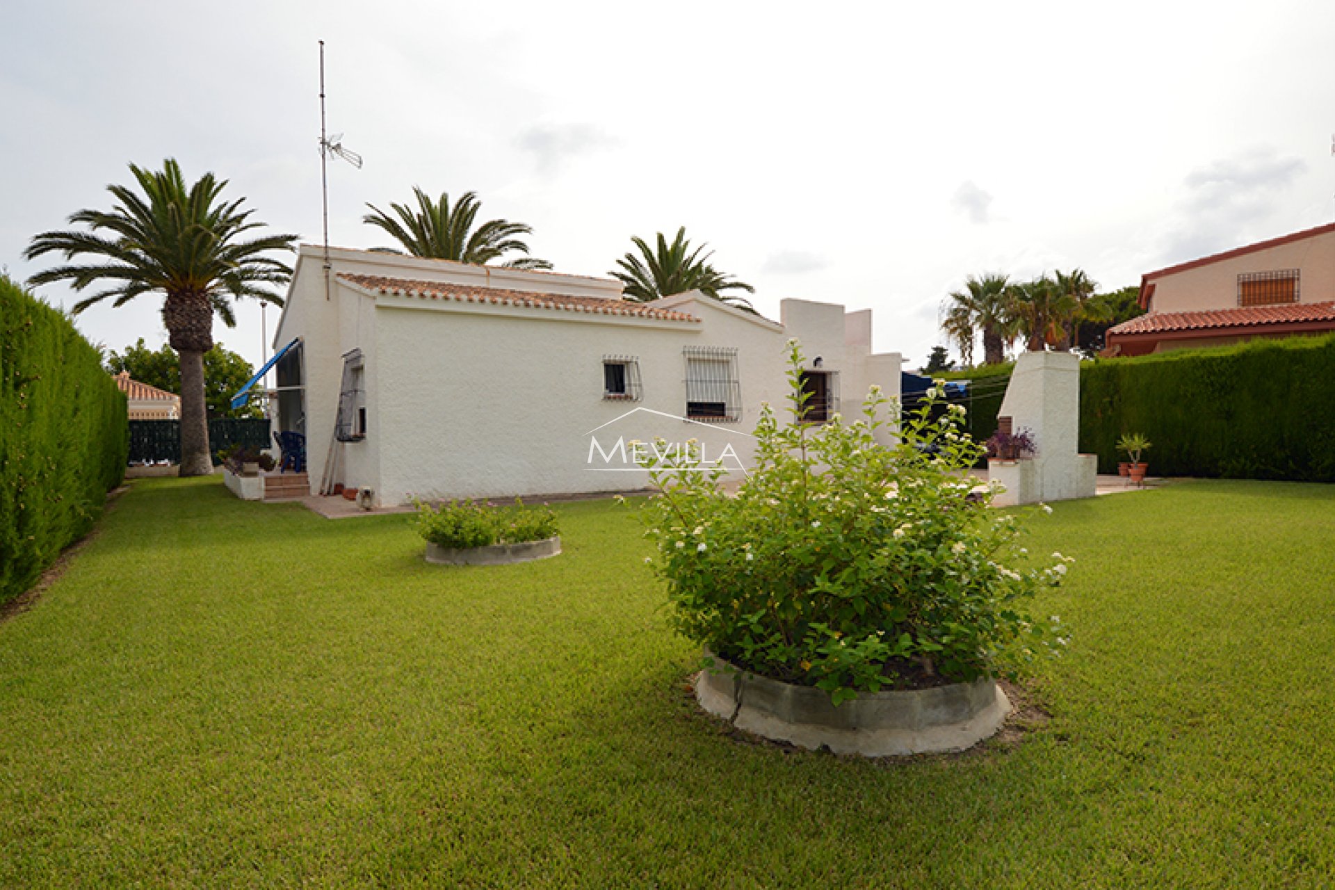 Återförsäljare - Villa - Orihuela Costa - La Zenia