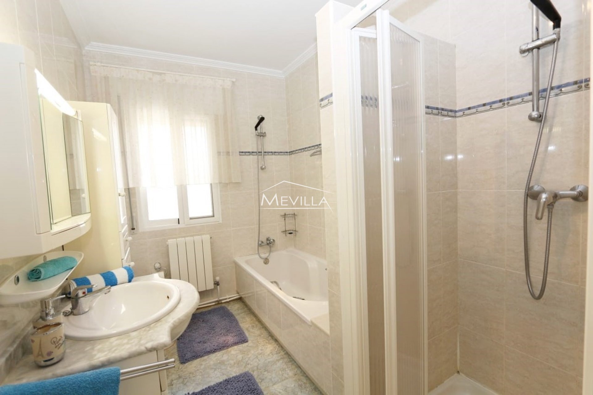 Återförsäljare - Villa - Orihuela Costa - La Zenia