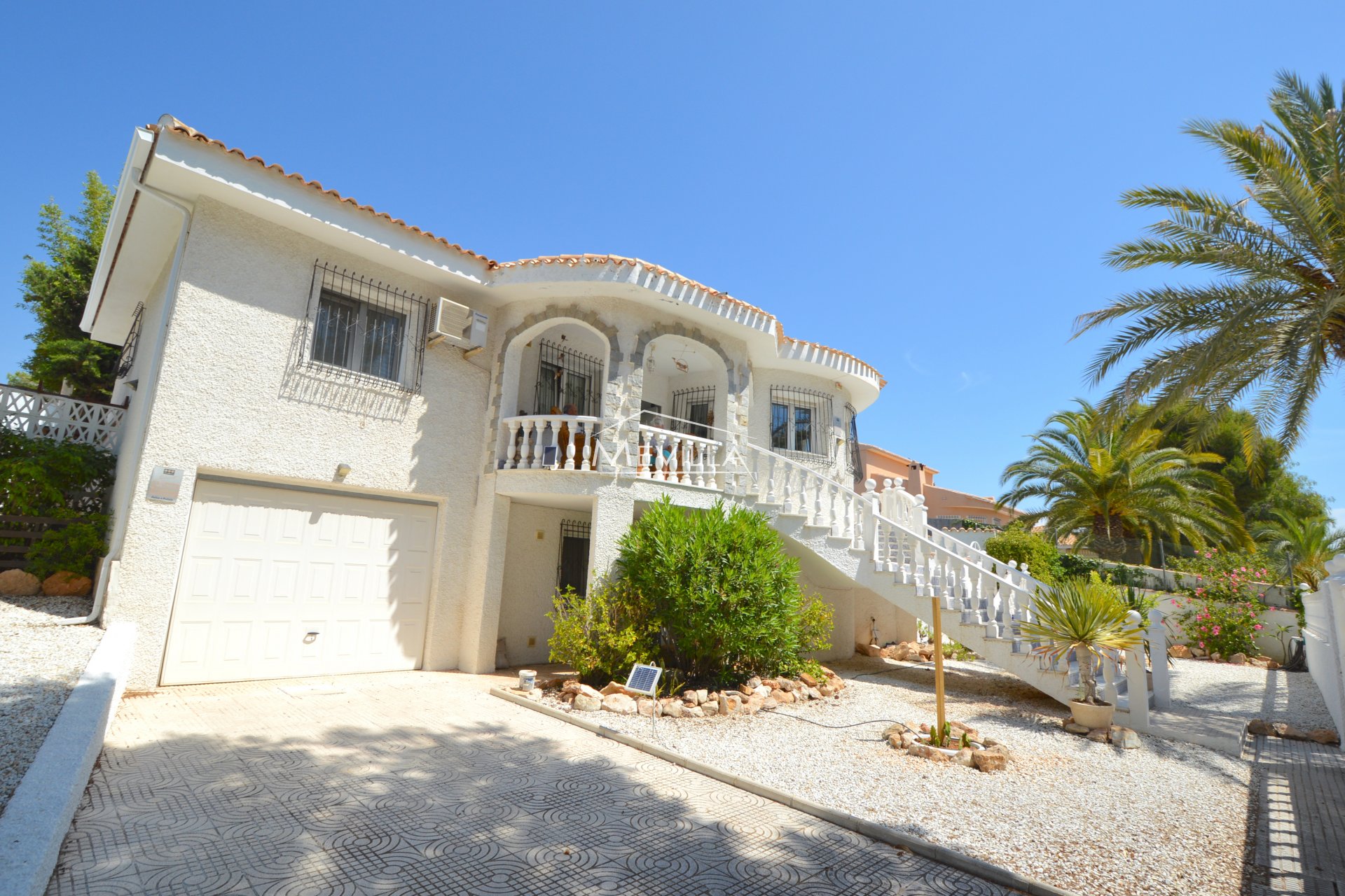 Återförsäljare - Villa - Orihuela Costa - La Zenia