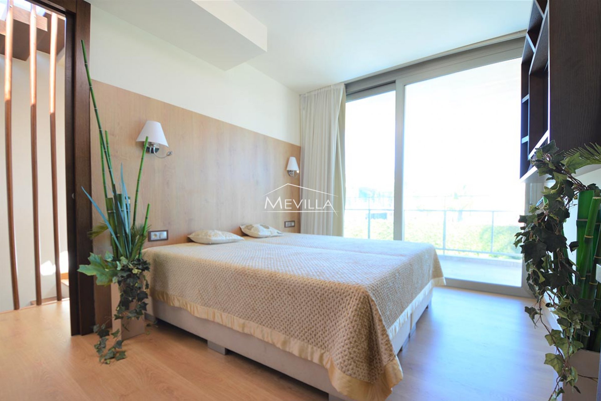 Återförsäljare - Villa - Orihuela Costa - La Zenia