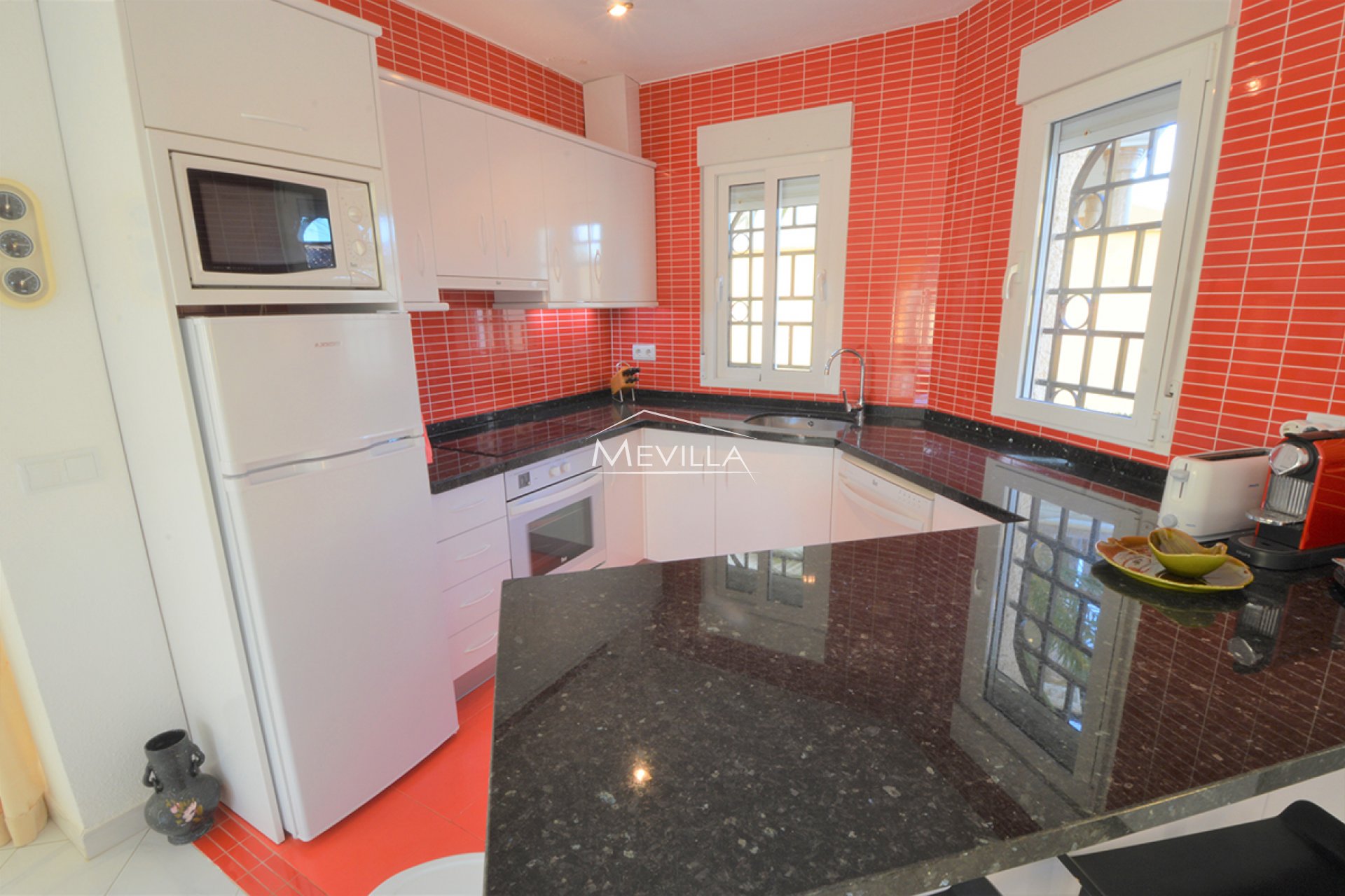 Återförsäljare - Villa - Orihuela Costa - La Zenia