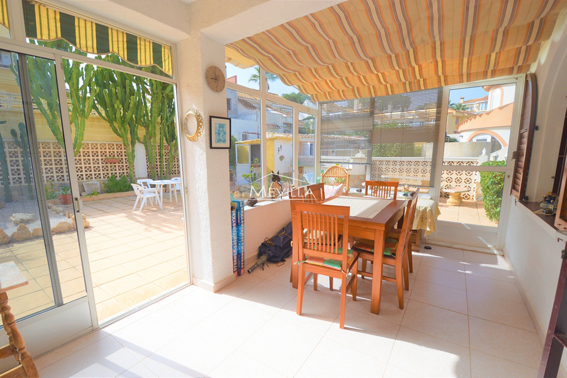 Återförsäljare - Villa - Orihuela Costa - La Zenia