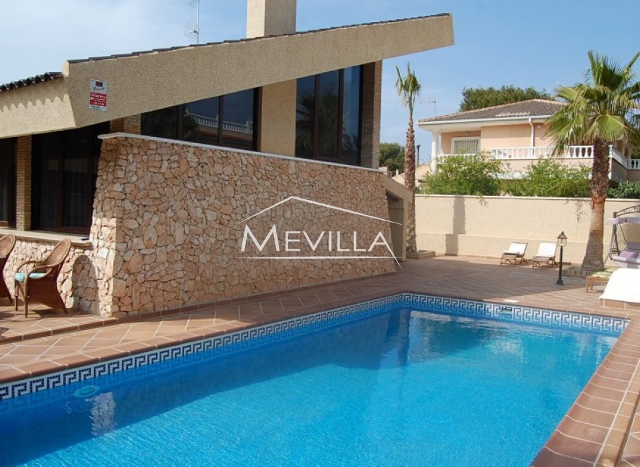 Återförsäljare - Villa - Orihuela Costa - La Zenia