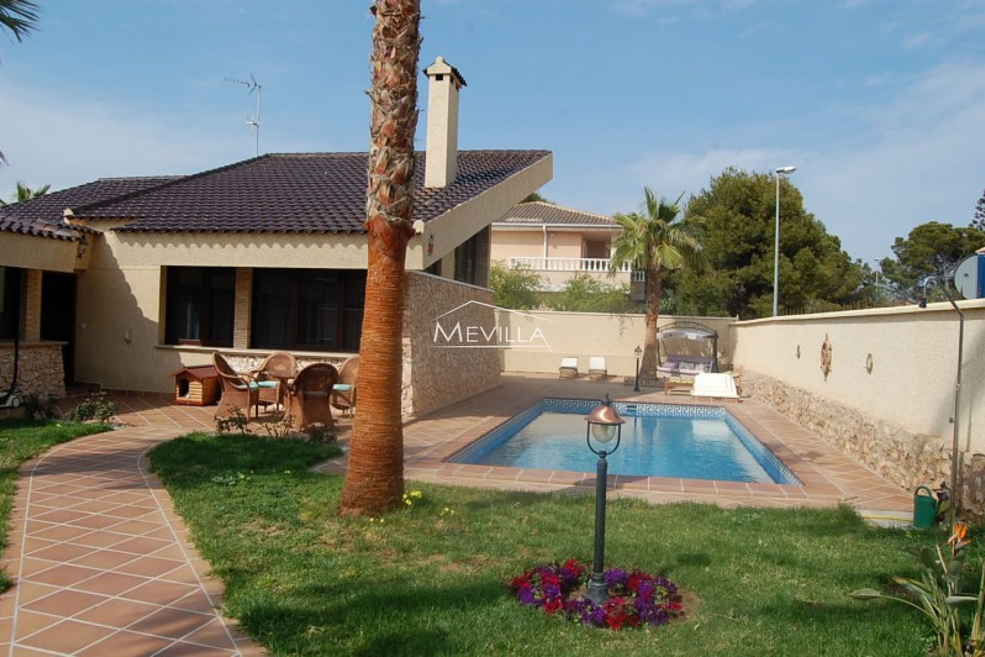 Återförsäljare - Villa - Orihuela Costa - La Zenia
