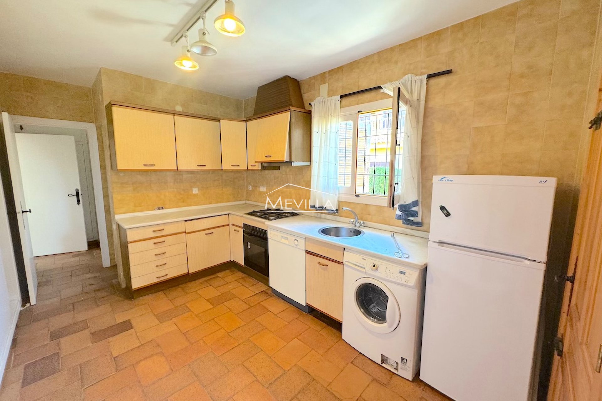 Återförsäljare - Villa - Orihuela Costa - La Zenia