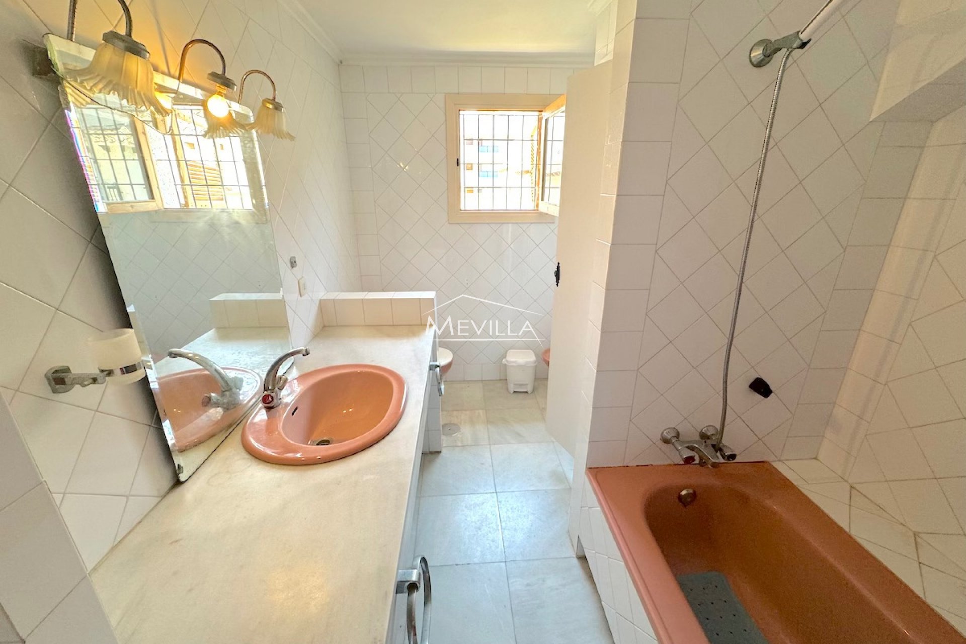 Återförsäljare - Villa - Orihuela Costa - La Zenia