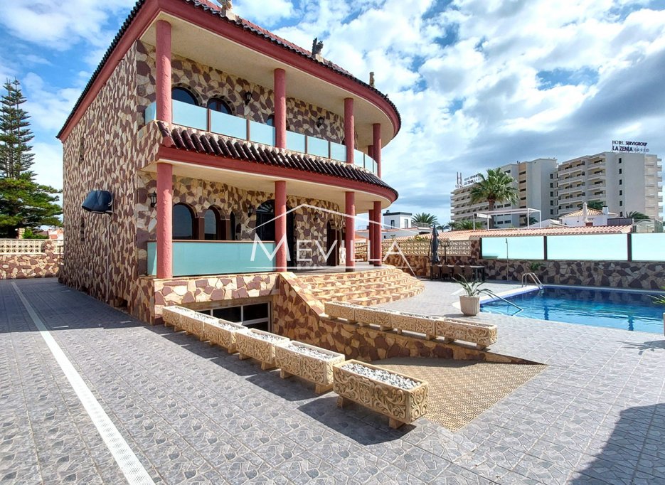 Återförsäljare - Villa - Orihuela Costa - La Zenia