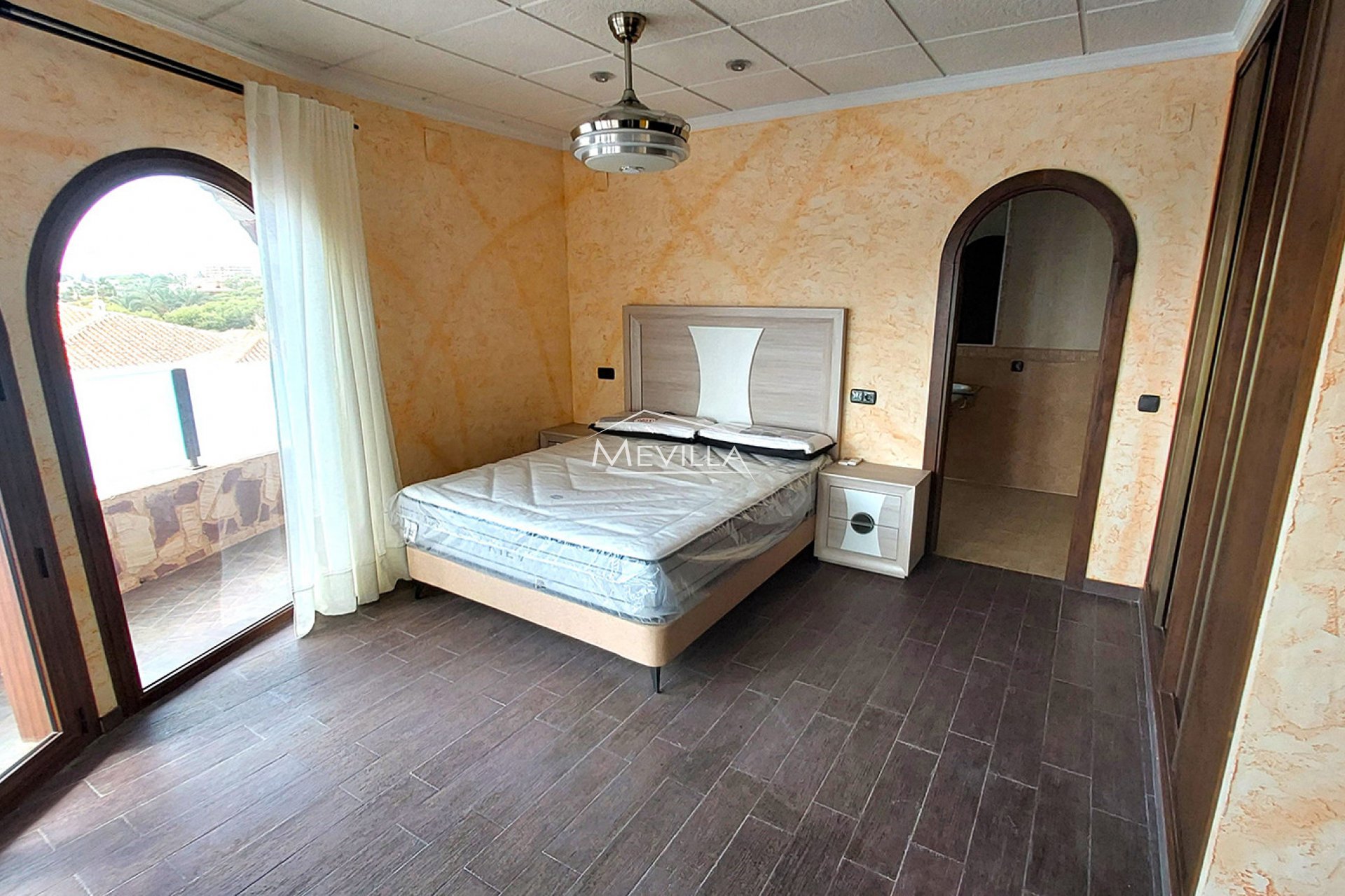 Återförsäljare - Villa - Orihuela Costa - La Zenia