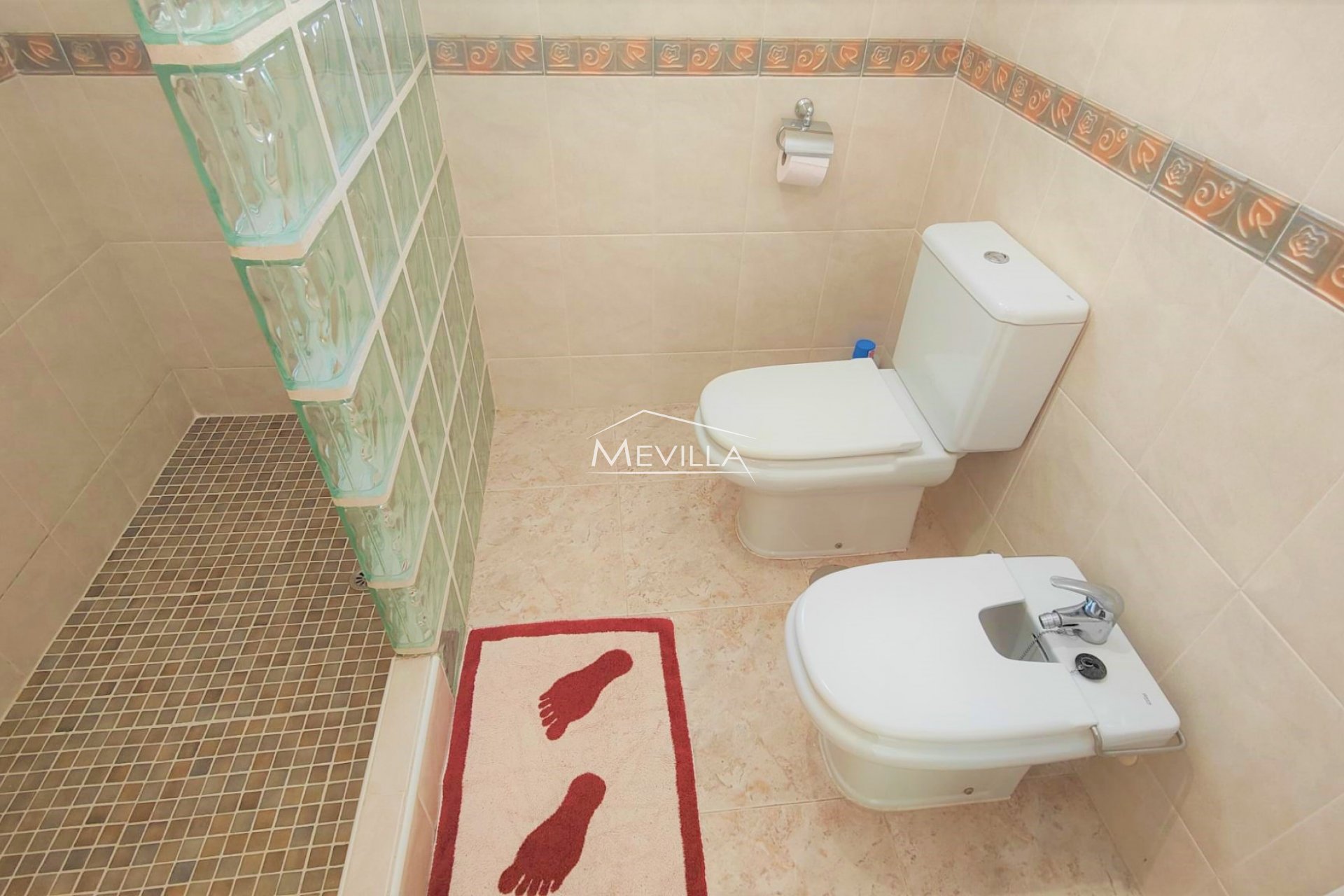 Återförsäljare - Villa - Orihuela Costa - La Zenia