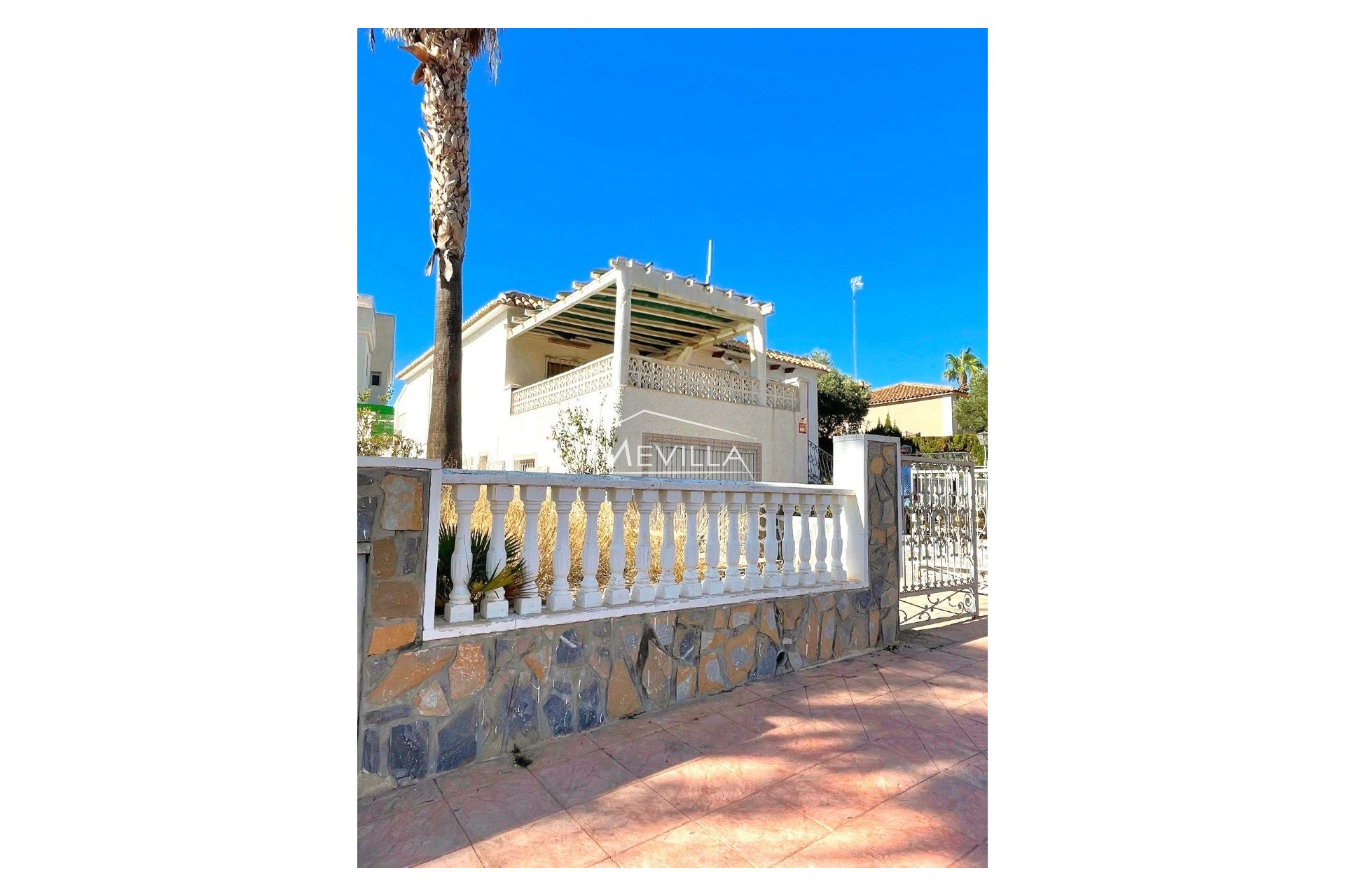 Återförsäljare - Villa - Orihuela Costa - La Zenia