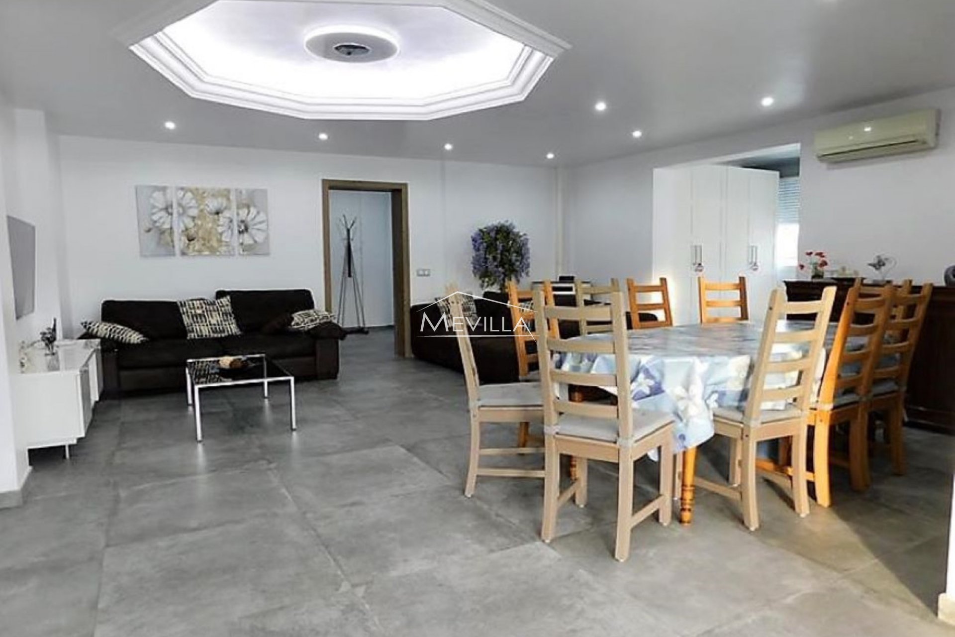 Återförsäljare - Villa - Orihuela Costa - La Zenia