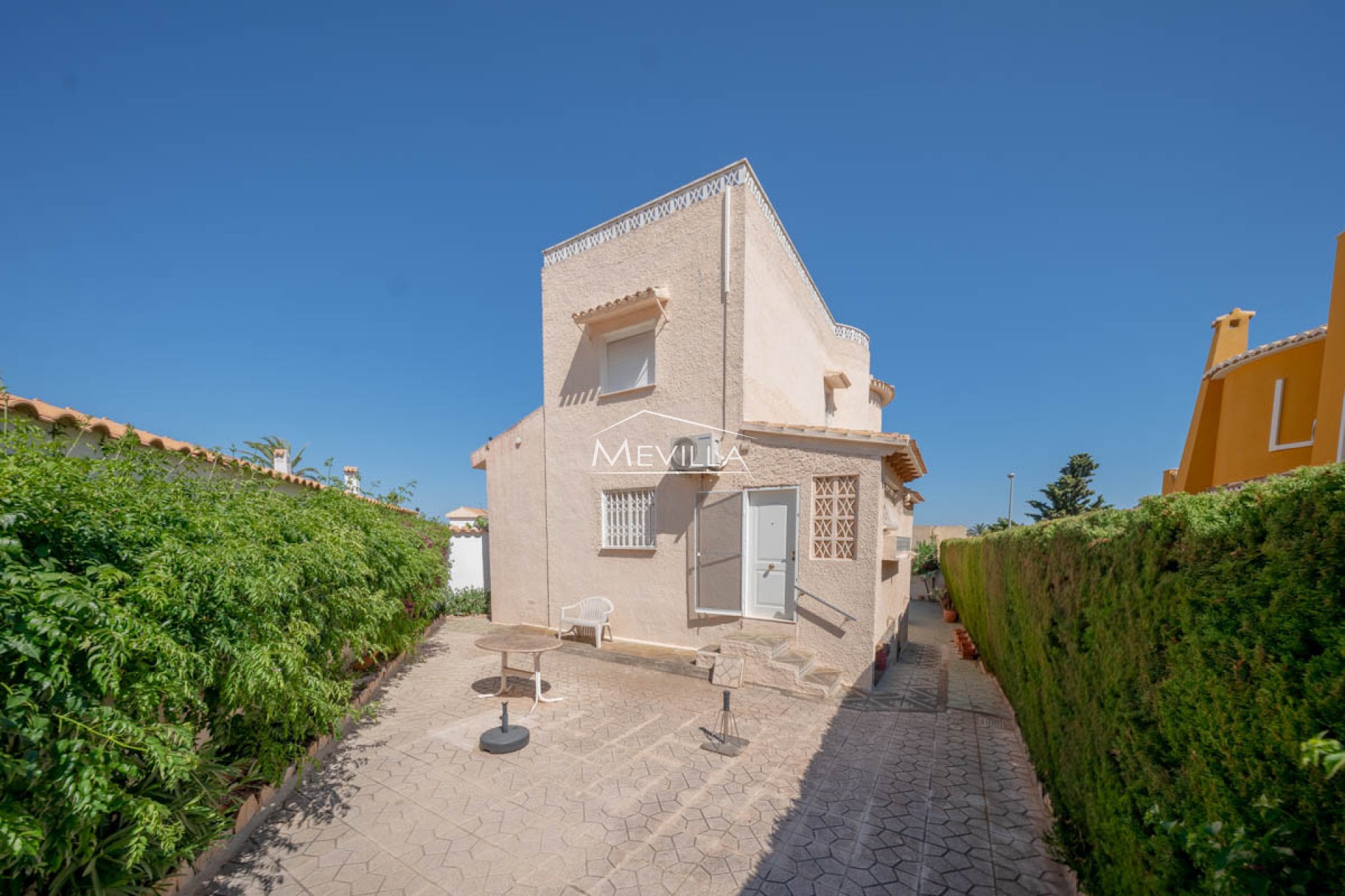Återförsäljare - Villa - Orihuela Costa - La Zenia
