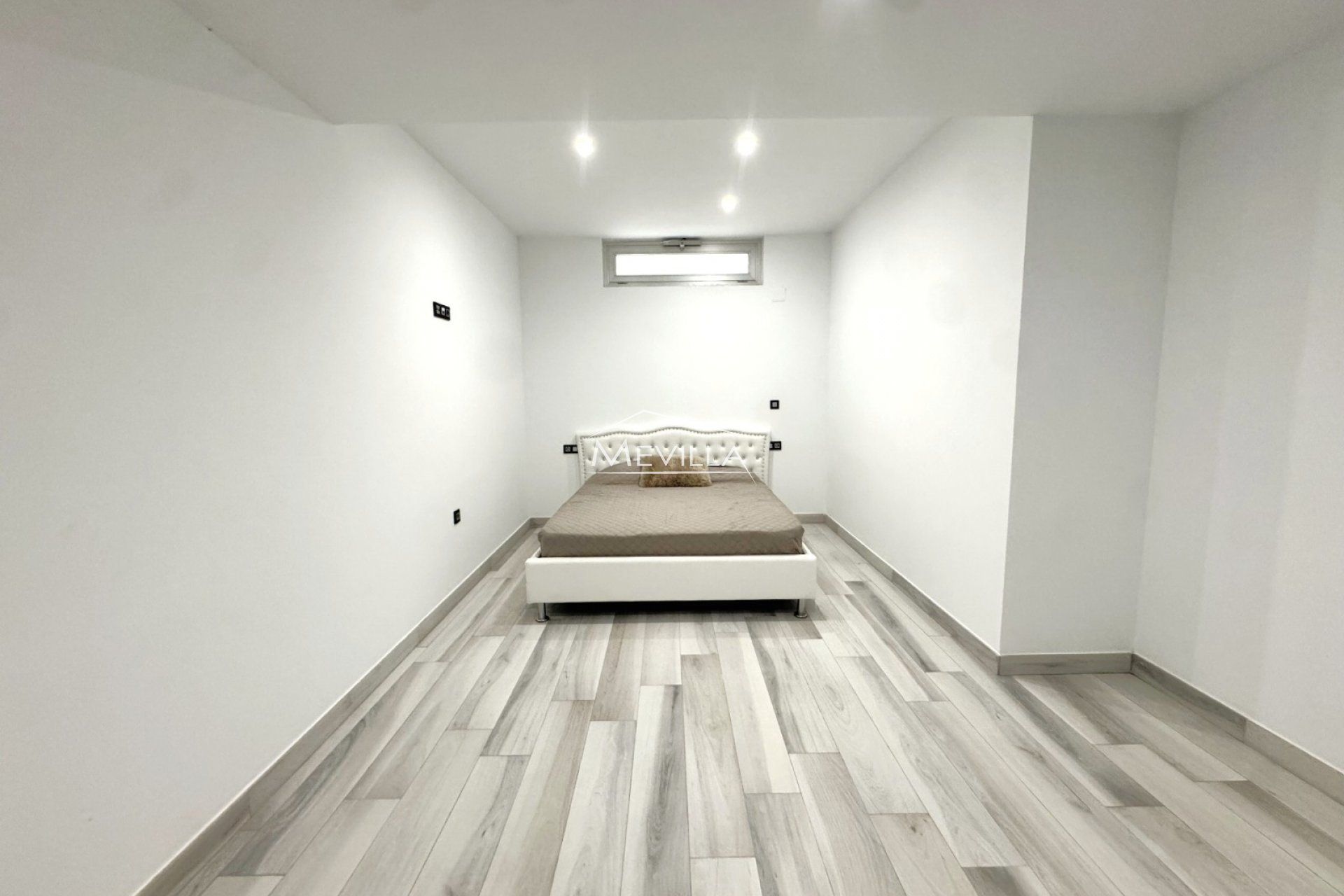 Återförsäljare - Villa - Orihuela Costa - Lomas de Cabo Roig