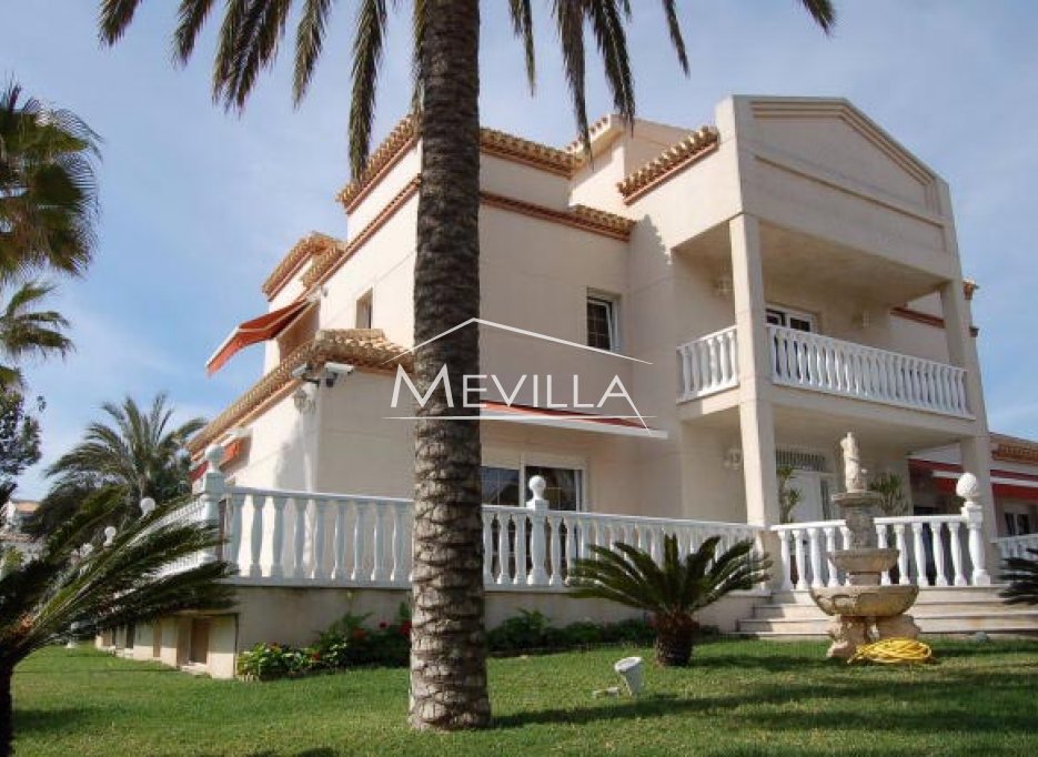 Återförsäljare - Villa - Orihuela Costa - Playa Flamenca