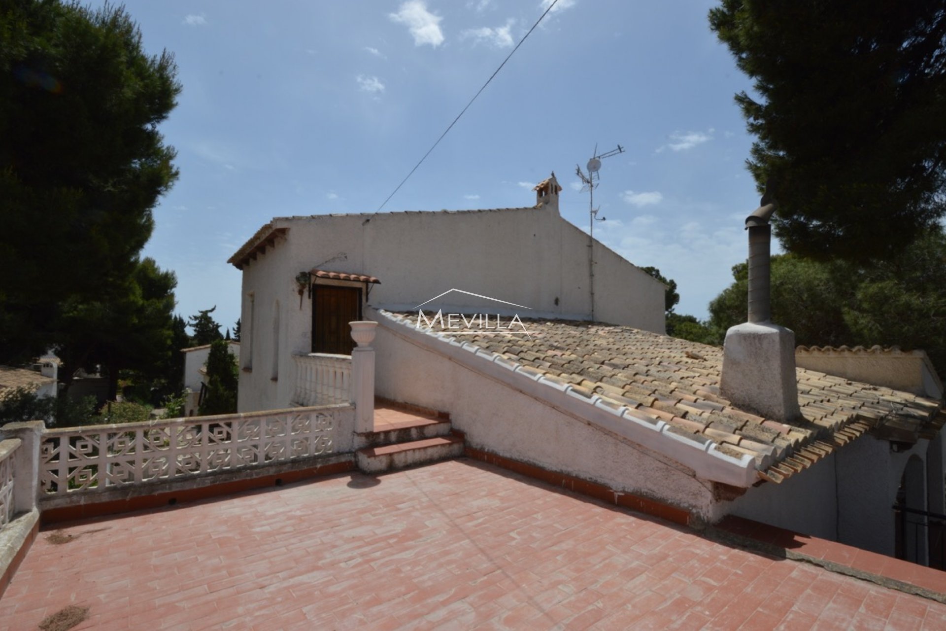 Återförsäljare - Villa - Orihuela Costa - Punta Prima