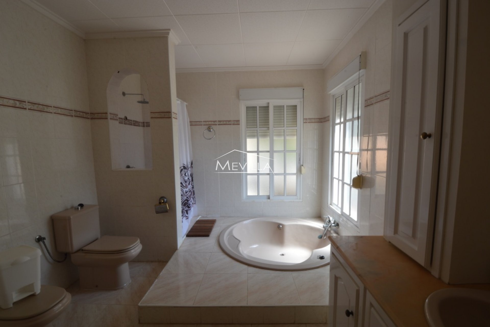 Återförsäljare - Villa - Orihuela Costa - Punta Prima