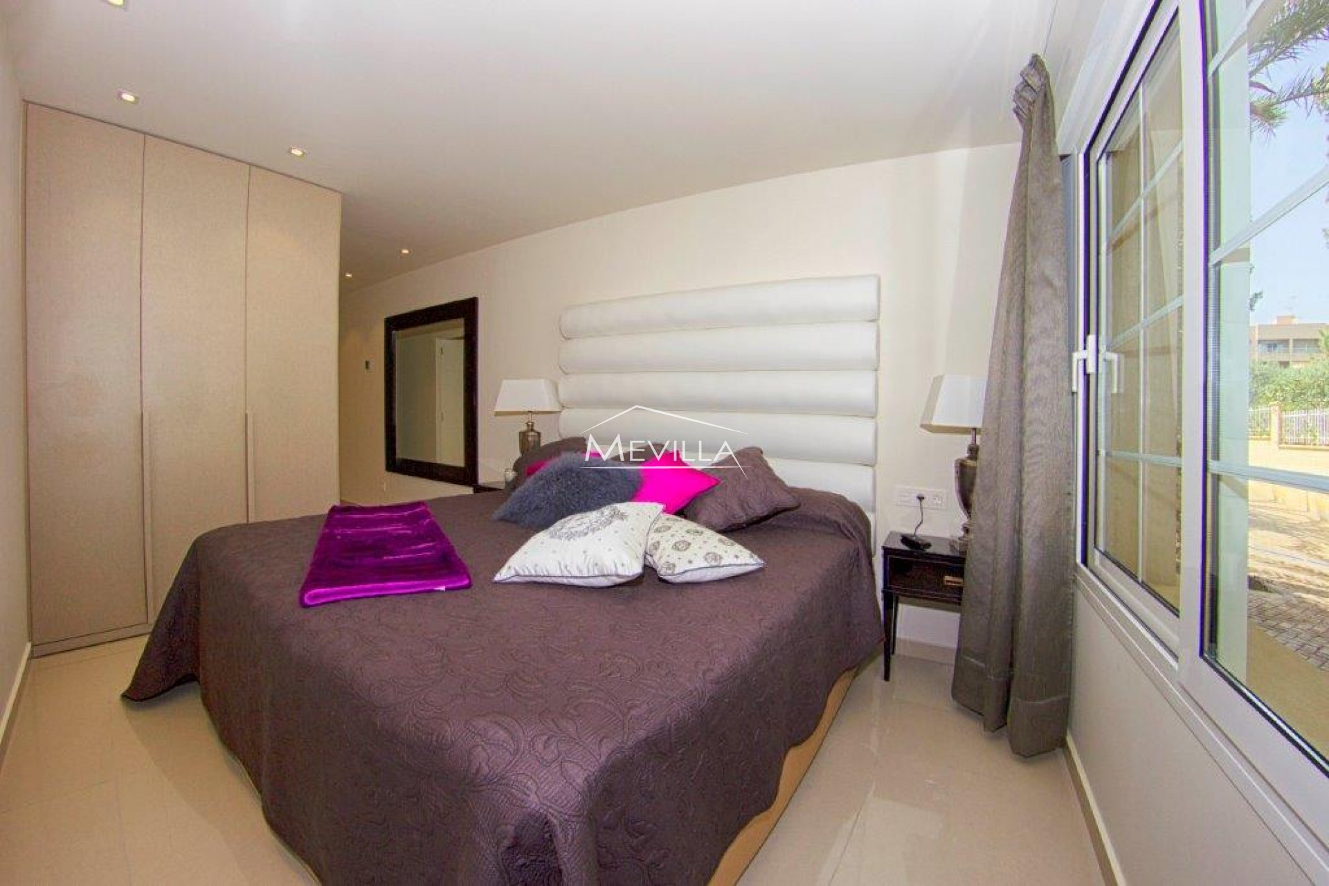 Återförsäljare - Villa - Orihuela Costa - Punta Prima