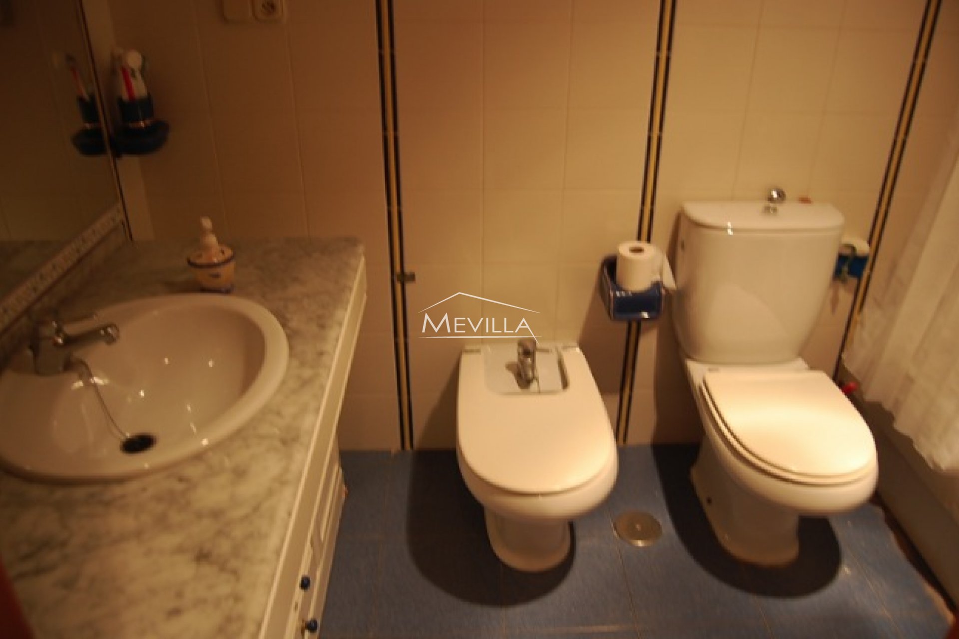 Återförsäljare - Villa - Orihuela Costa - Punta Prima