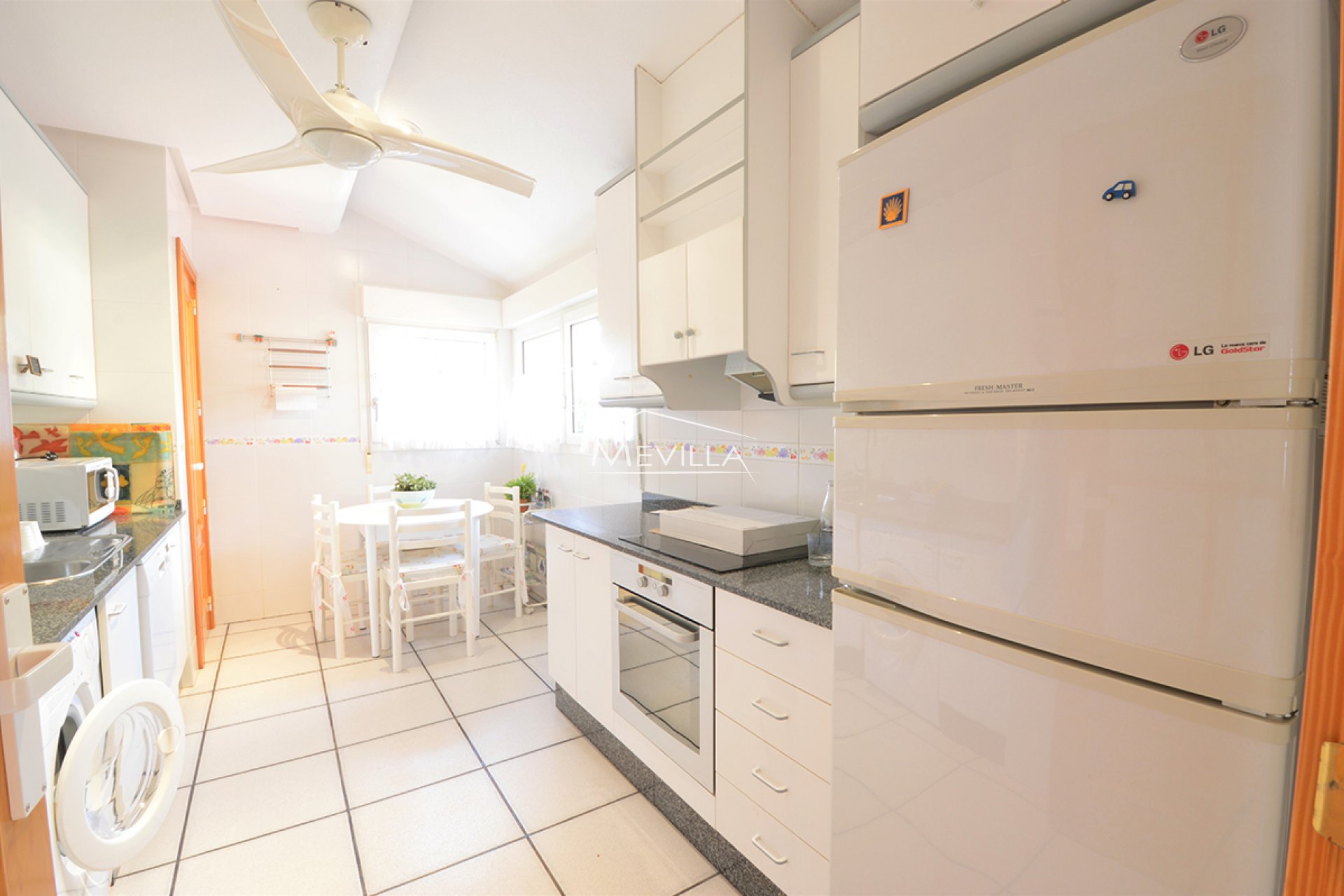 Återförsäljare - Villa - Orihuela Costa - Punta Prima