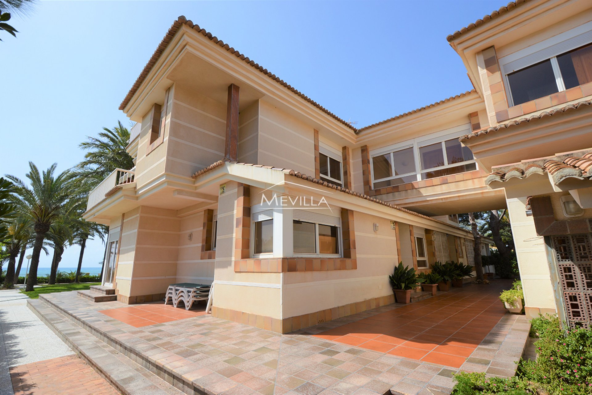 Återförsäljare - Villa - Orihuela Costa - Punta Prima