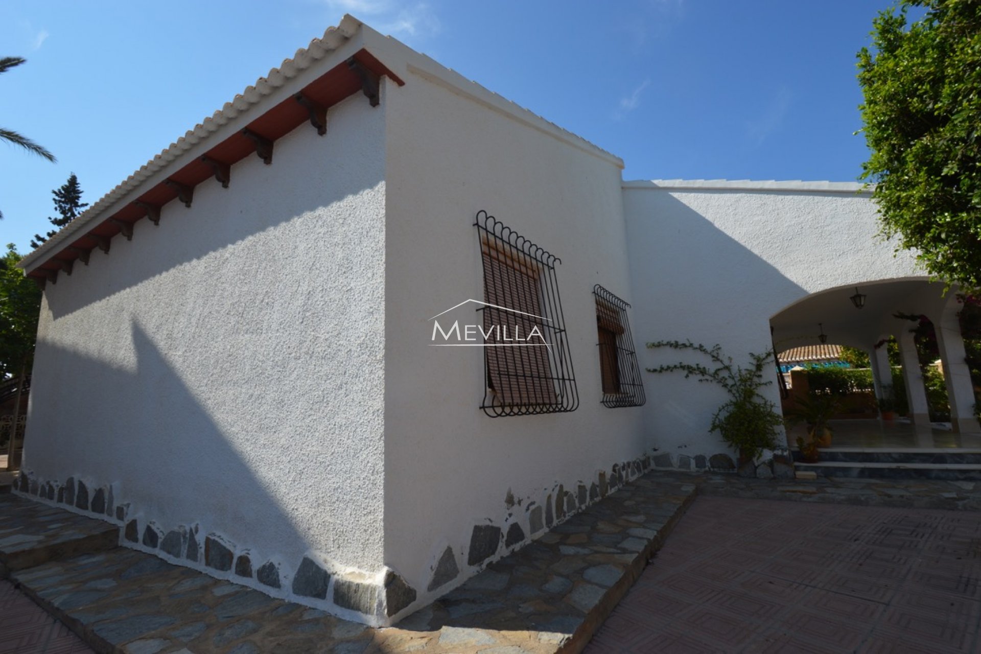 Återförsäljare - Villa - Orihuela Costa - Punta Prima