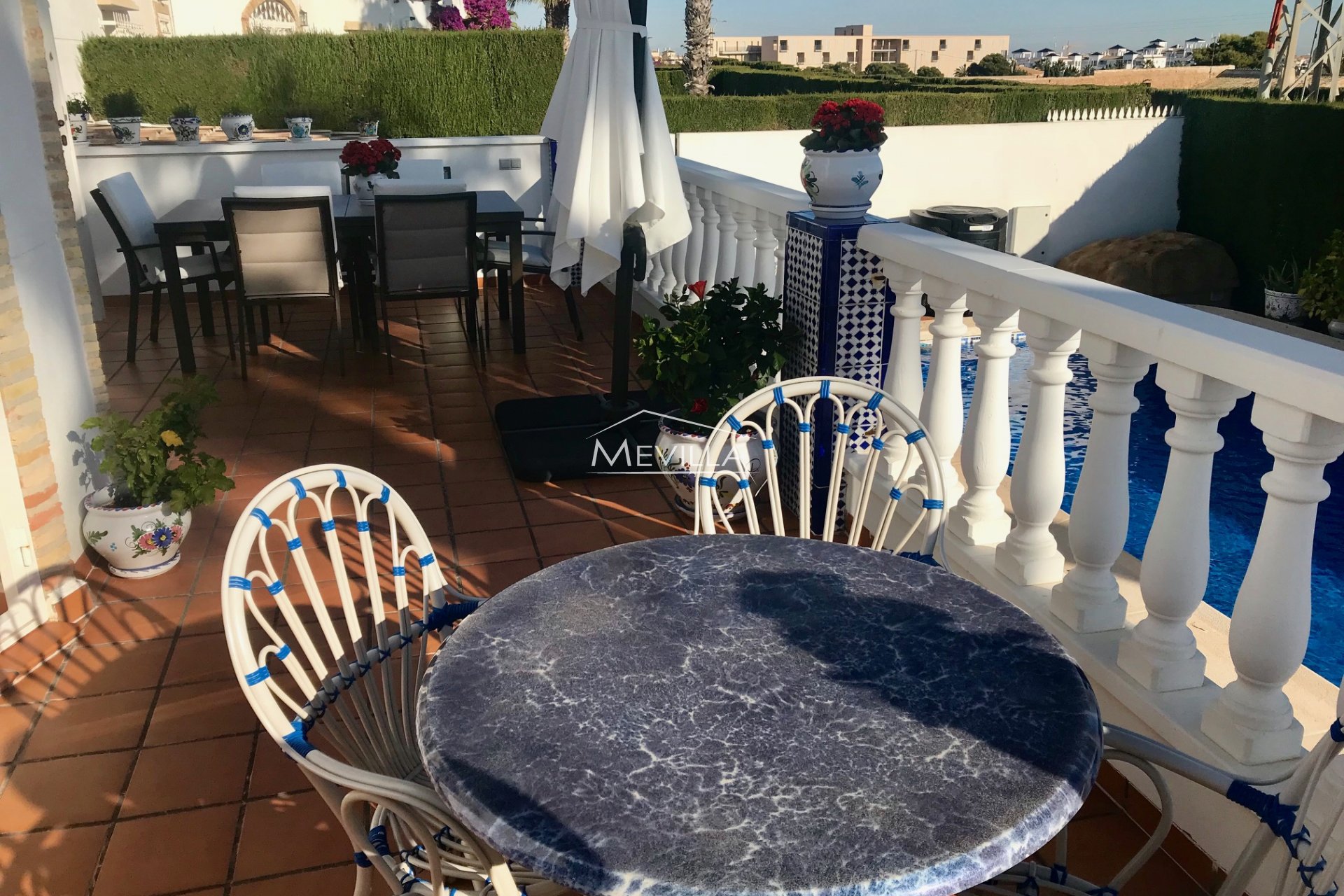 Återförsäljare - Villa - Orihuela Costa - Villamartin