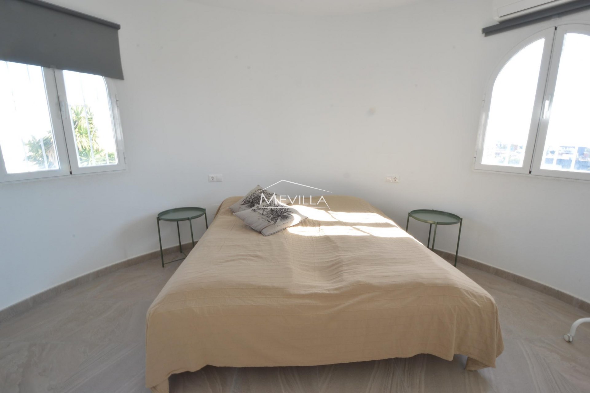 Återförsäljare - Villa - Orihuela Costa - Villamartin