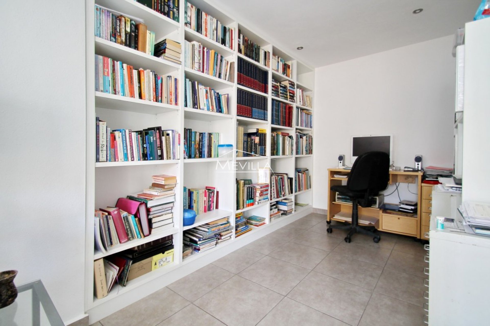 Återförsäljare - Villa - Orihuela Costa - Villamartin